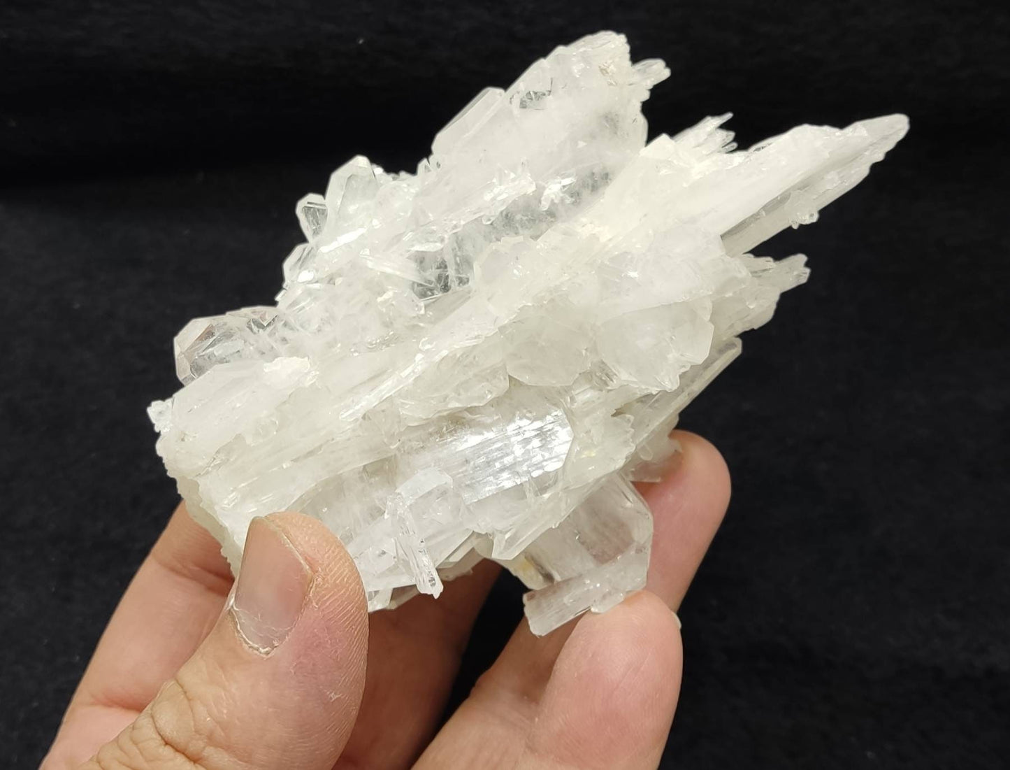 Single beautiful terminated Faden Quartz crystals cluster 216 grams