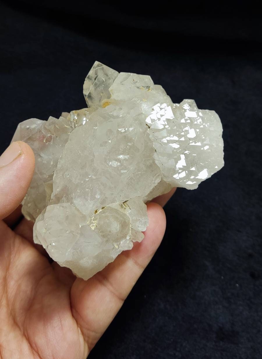 Very unique Elestial Quartz Crystal 425 grams