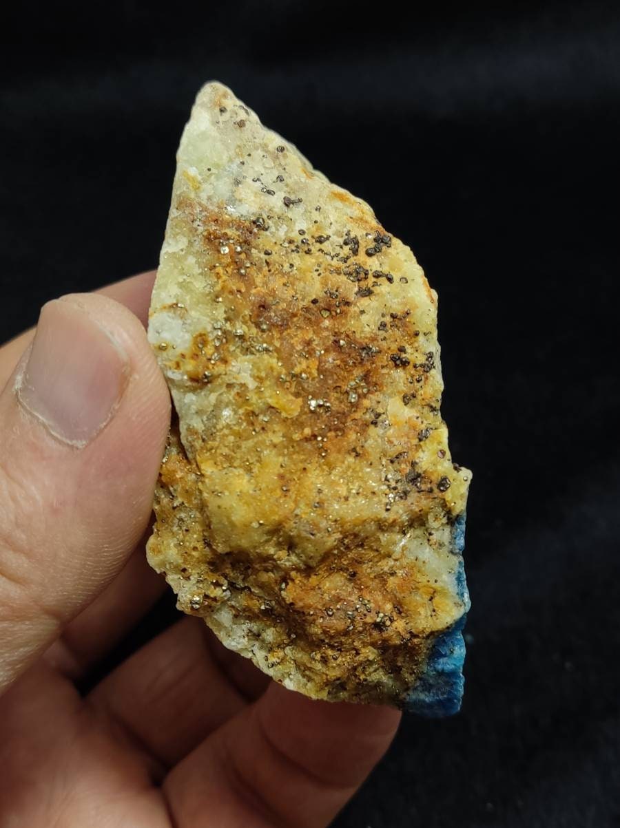 Amazing specimen of fluorescent Lazurite on matrix with pyrite 155 grams