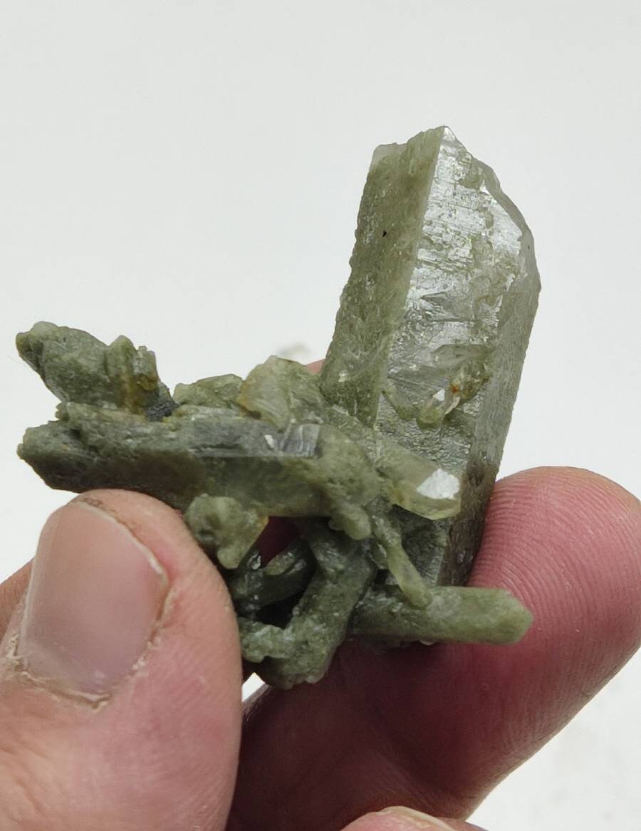 An Aesthetic small Natural crystals cluster of beautifully terminated Chlorite Quartz 25 grams