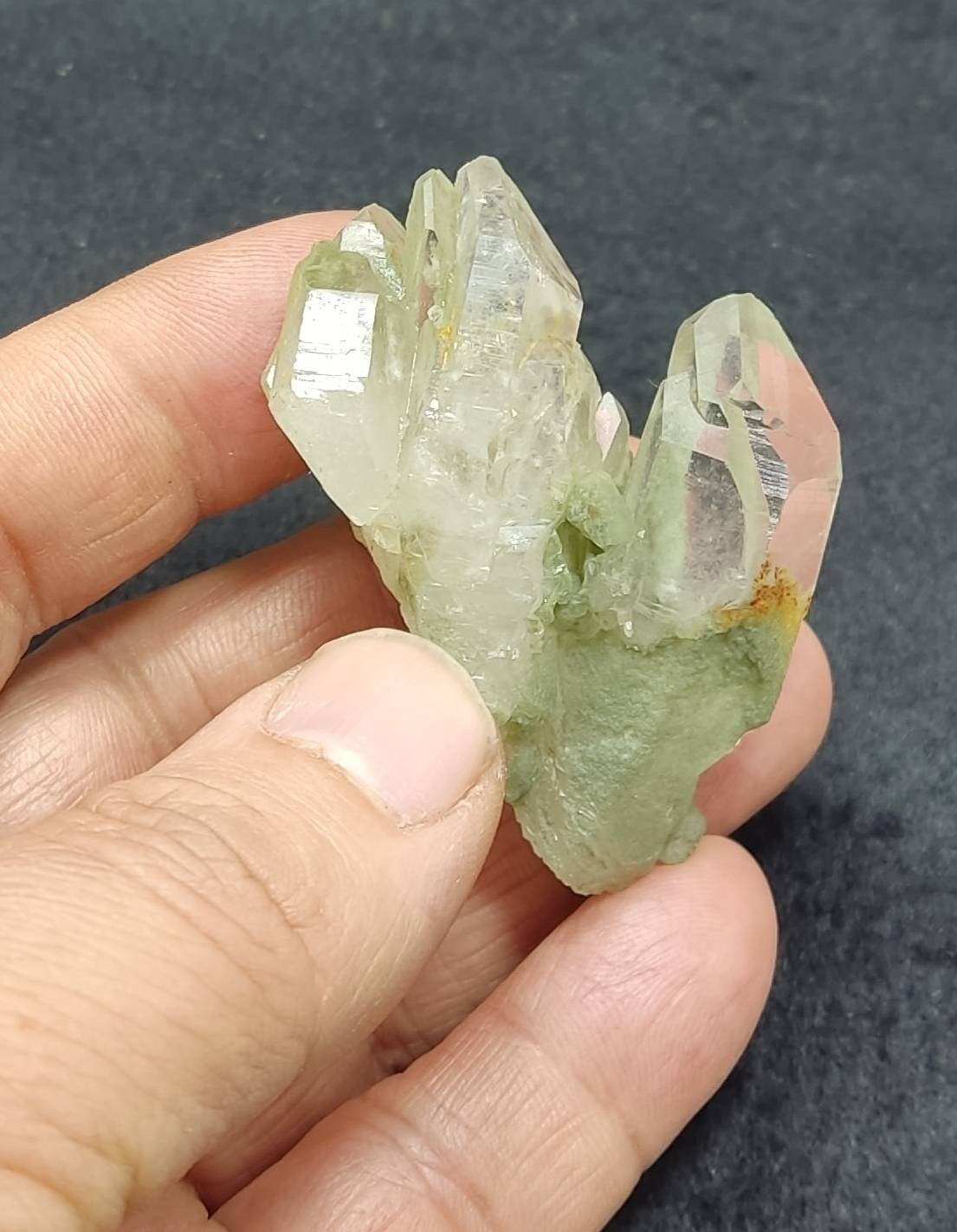 An Aesthetic Natural crystals cluster of beautifully terminated Chlorite Quartz 43 grams