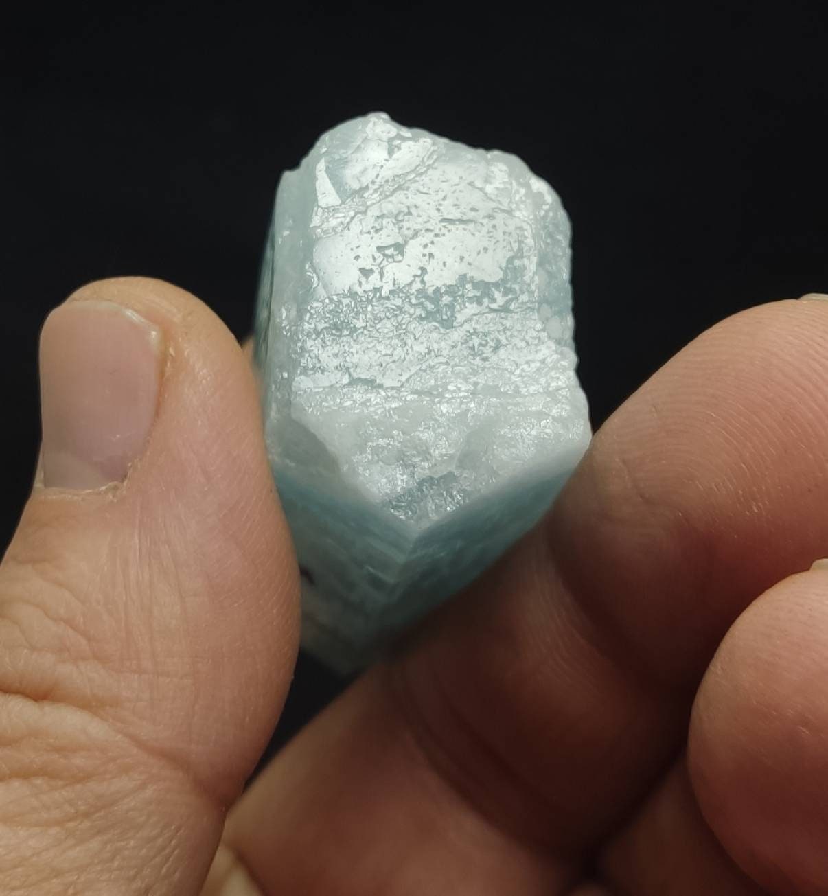 Single aesthic terminated Afghanistan Aquamarine Crystal 59 grams