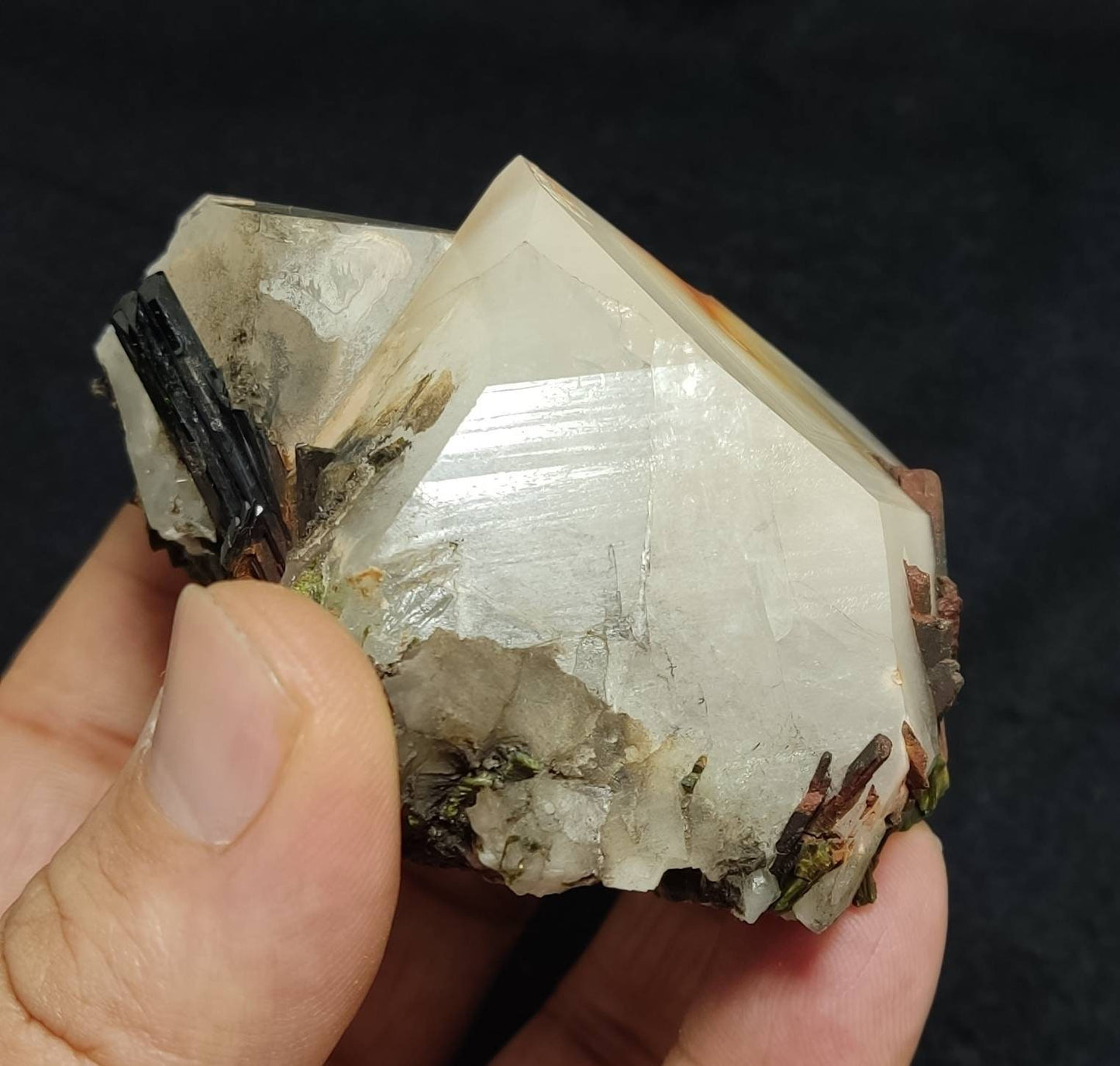 An amazing quartz and Epidote cluster with beautiful terminations 258 grams