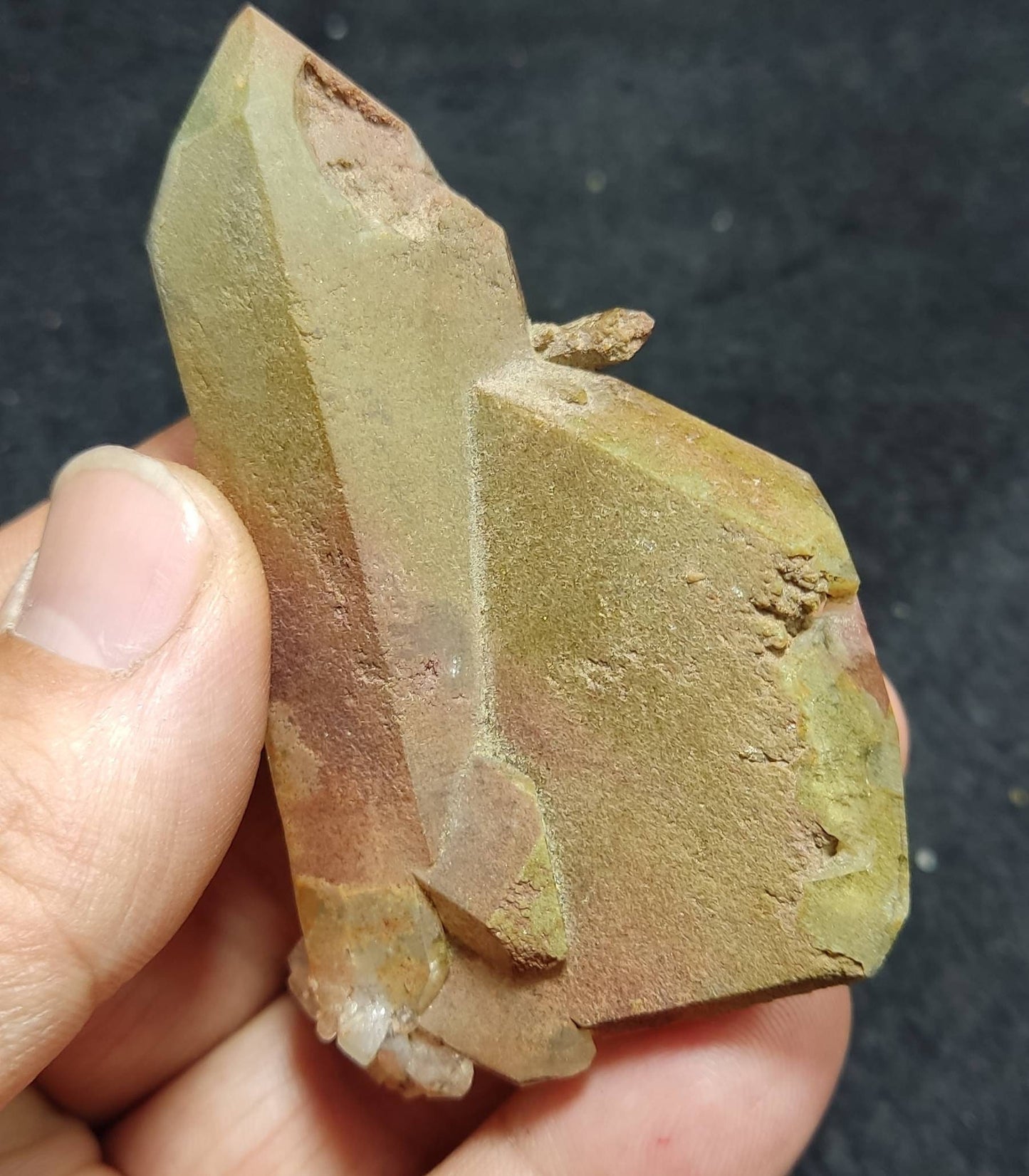 Chlorite hematite/iron quartz 56 grams