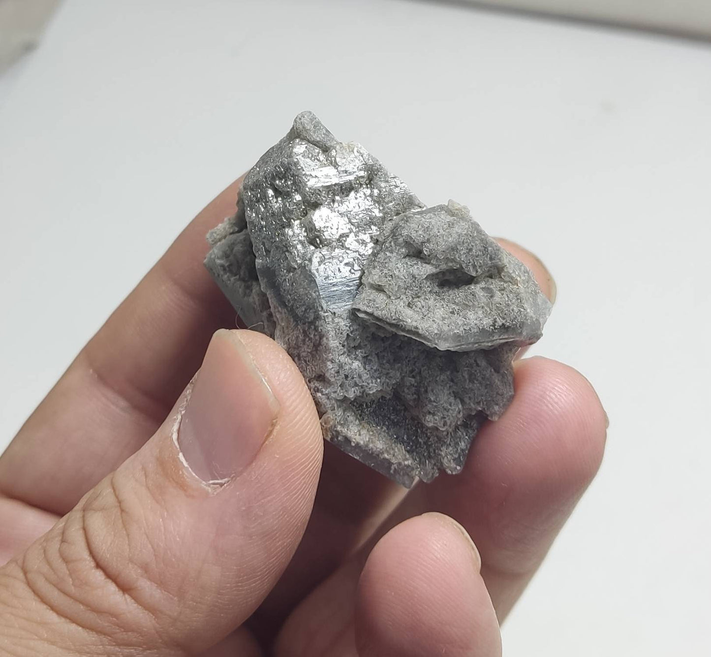 Terminated lodolite quartz 60 grams