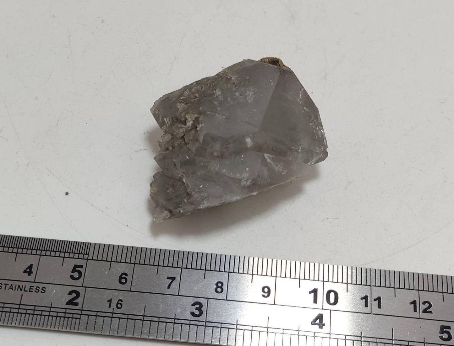 Terminated lodolite-chlorite quartz 37 grams