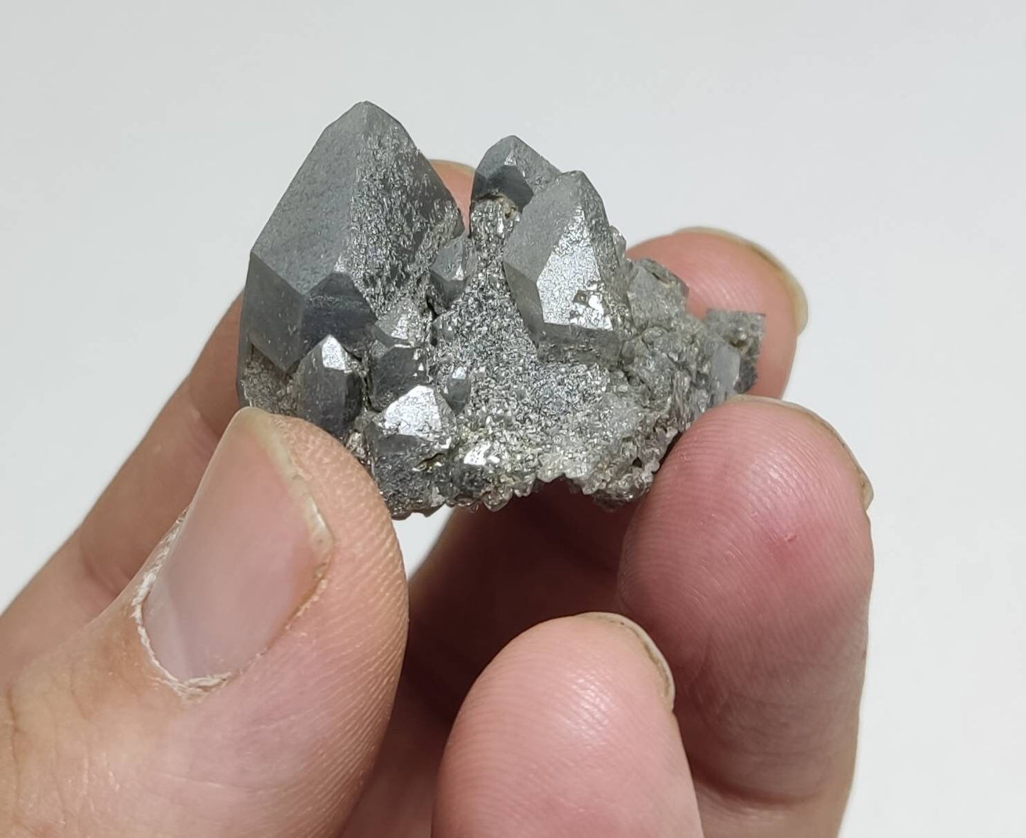 An amazing specimen of terminated lodolite-chlorite quartz 21 grams