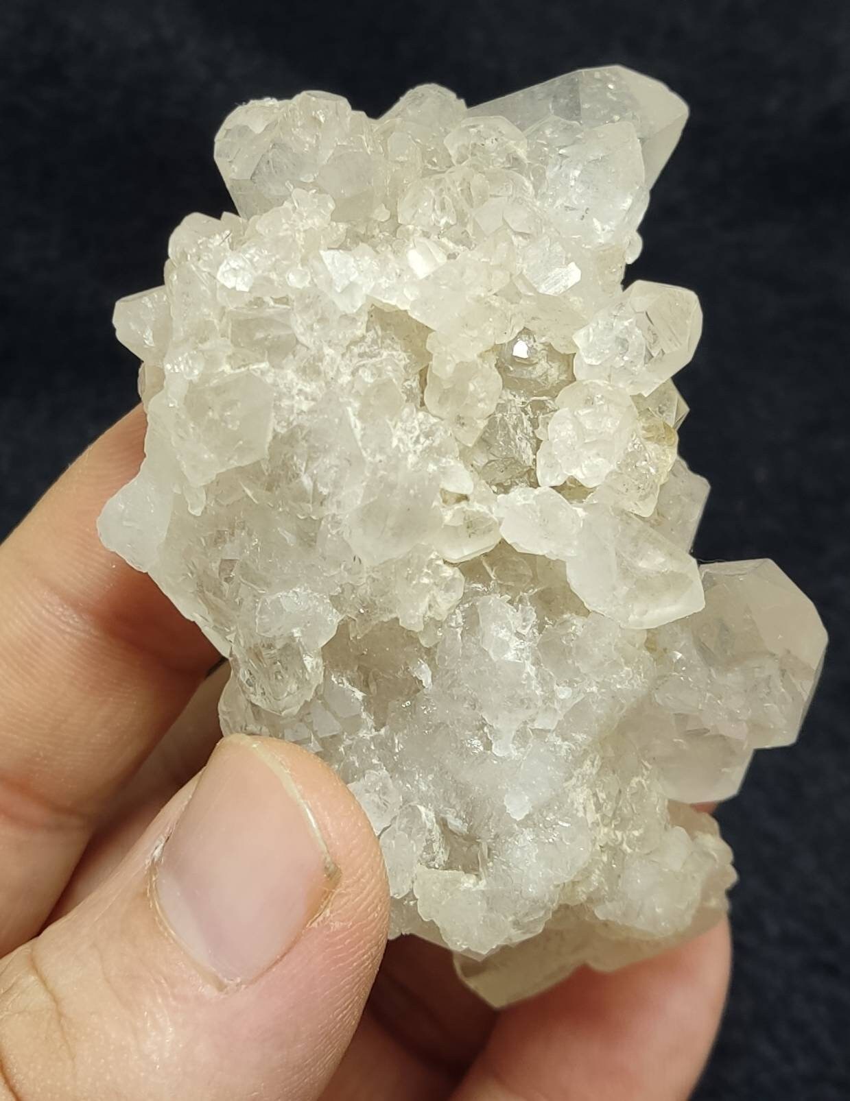 An amazing Beautiful specimen of Quartz Cluster 129 grams