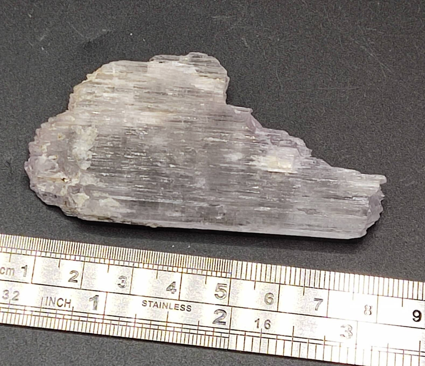 Light purple kunzite crystal 43 grams