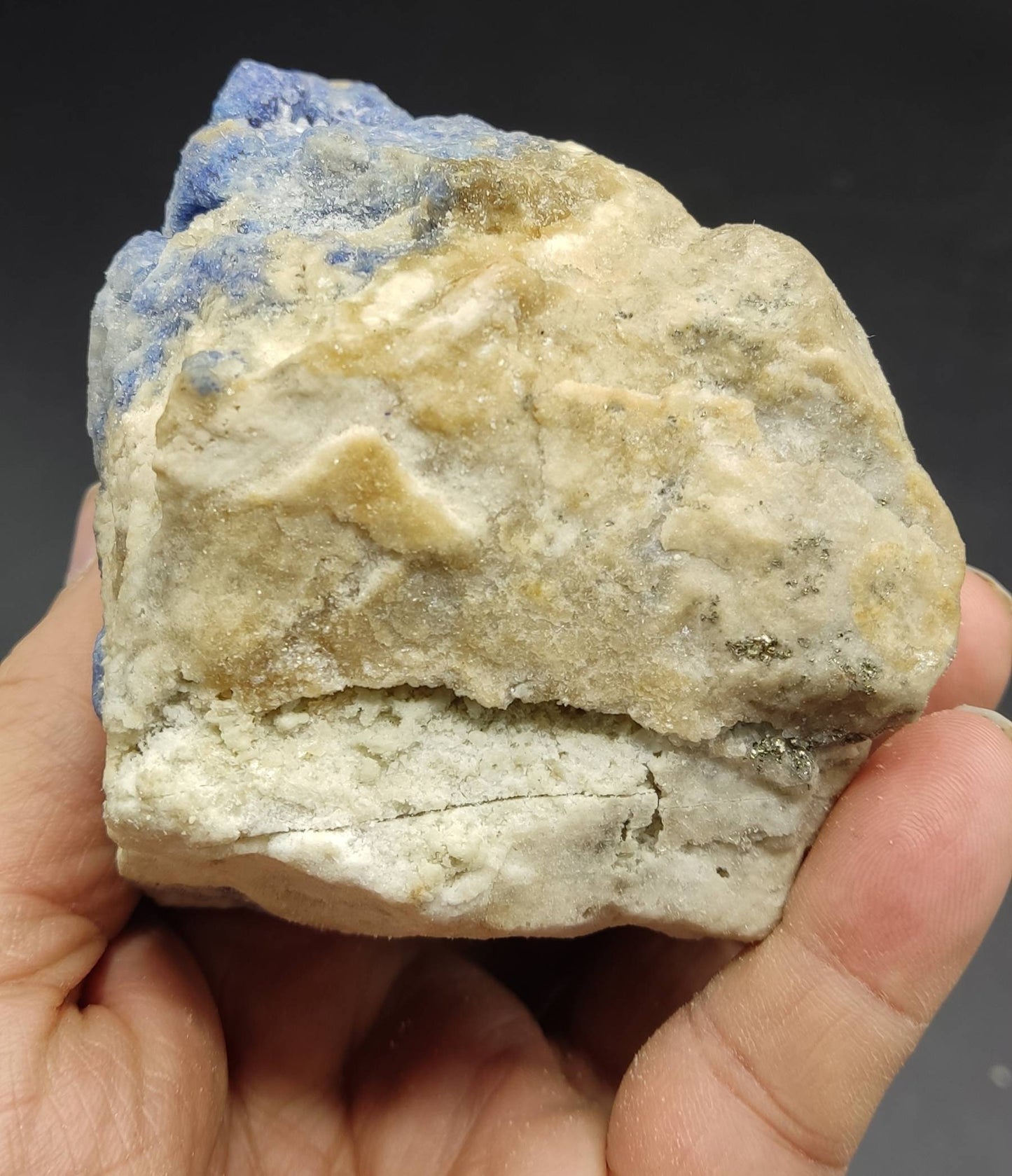 Amazing specimen of Lazurite on matrix 684 grams weight specimen