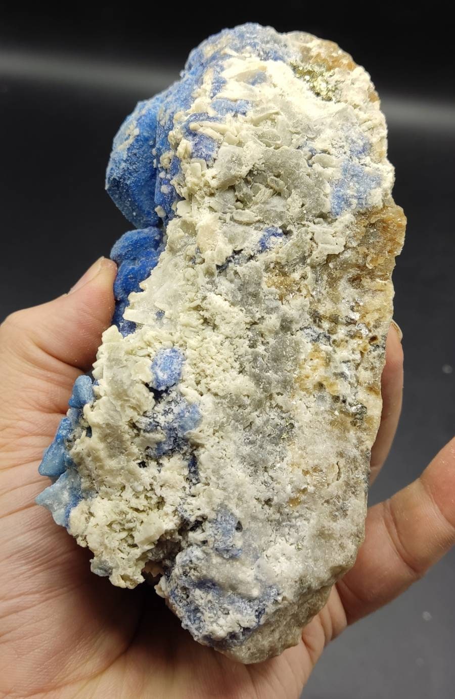 Amazing specimen of Lazurite on matrix 1000 grams weight specimen