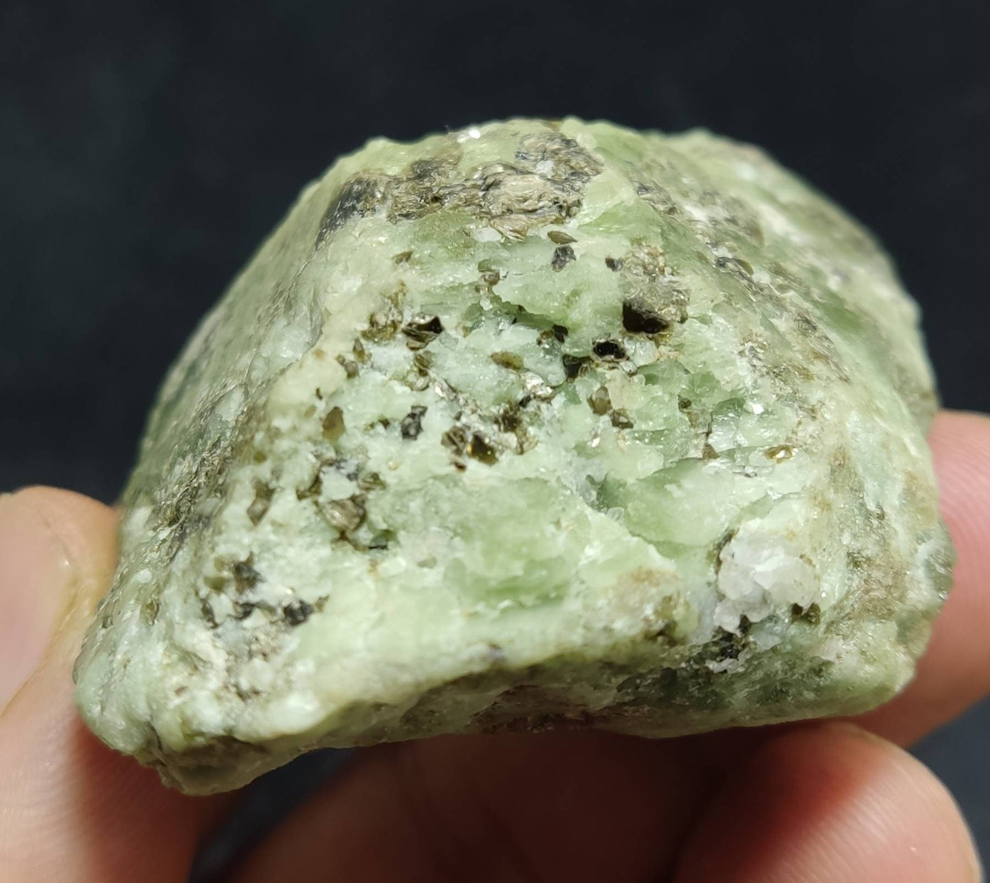Green Diopside crystal 121 grams
