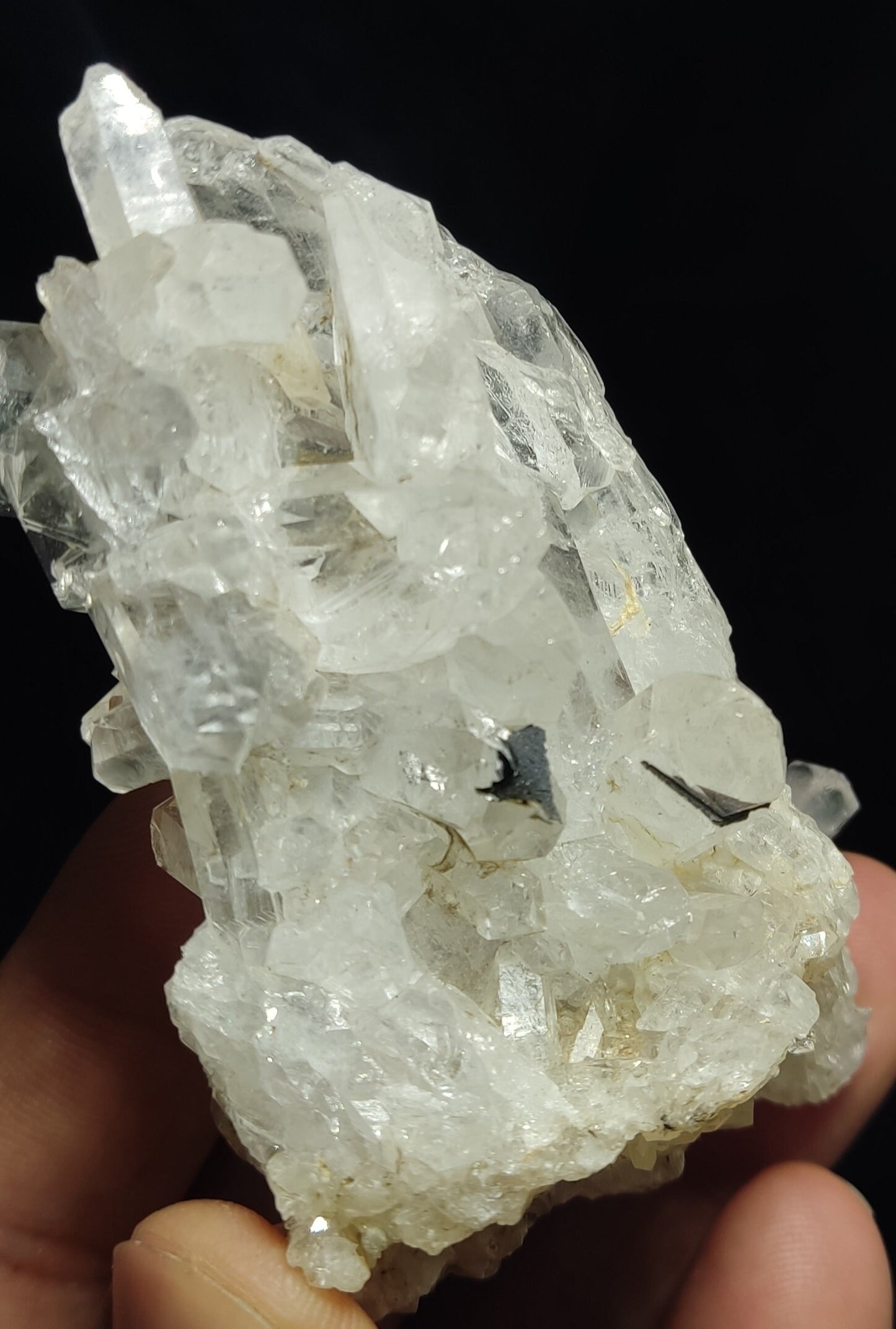 Natural lustrous quartz cluster with brookite inclusions 106 grams
