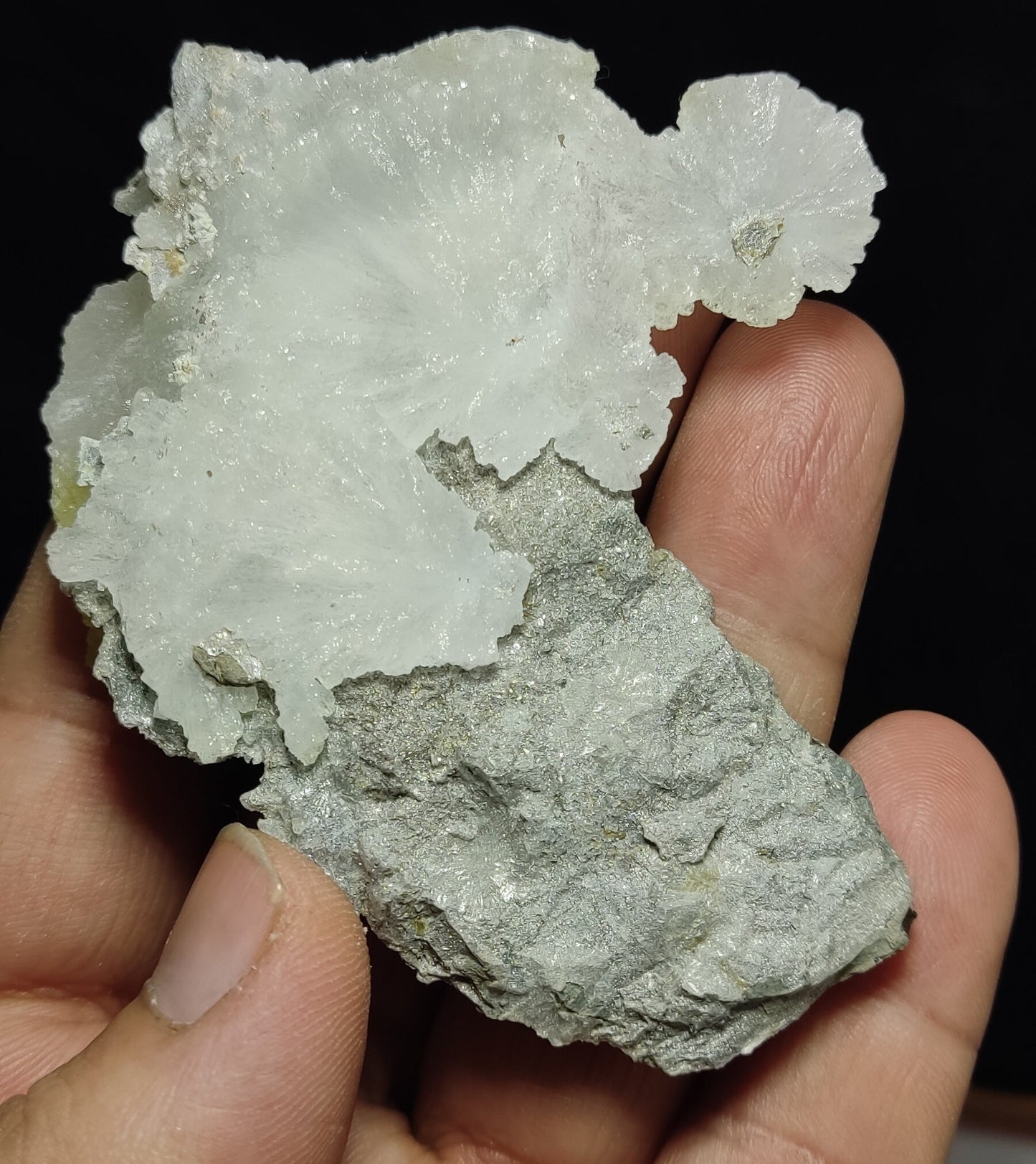 Natural Yellow Brucite crystal 48 grams