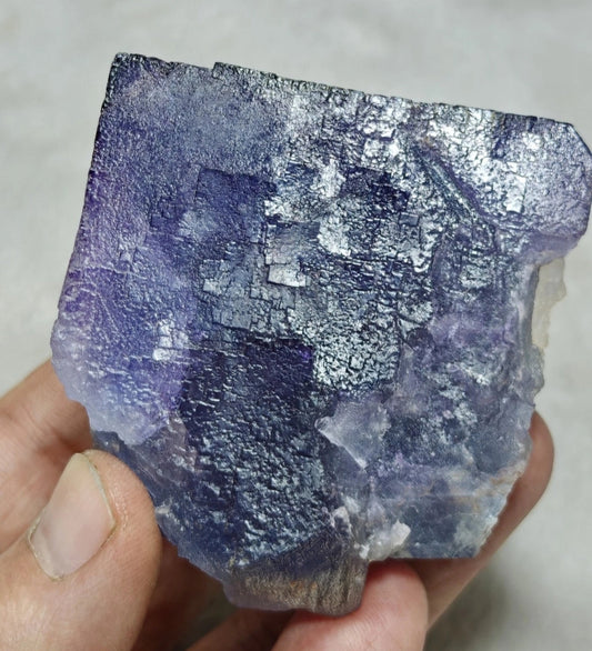 Fluorite Crystal 🌈 – The Rainbow Stone of Focus, Healing & Positive Energy