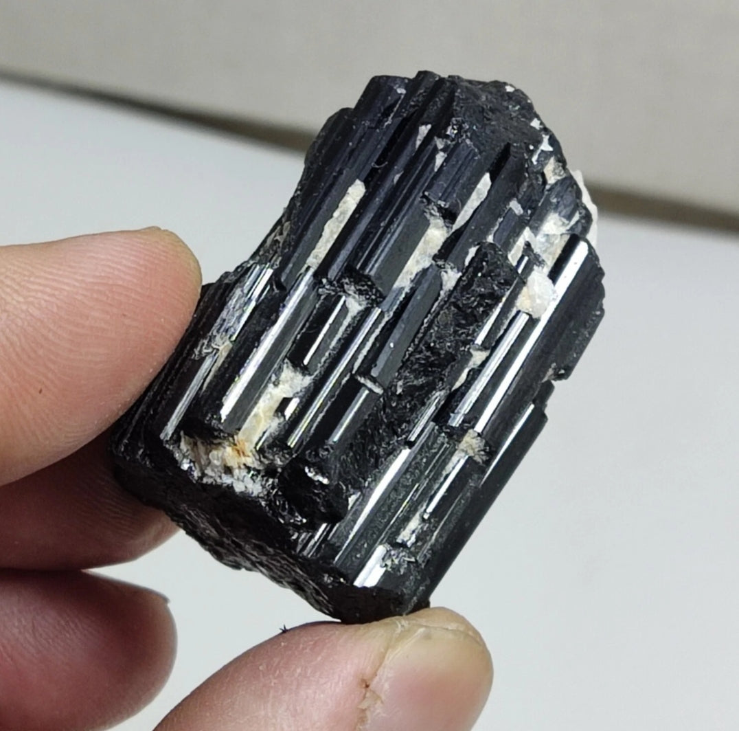 🪴Black Tourmaline 🌿Meaning, 🍁Healing Properties & 💧Protection Energy 🍒| Latif Creations