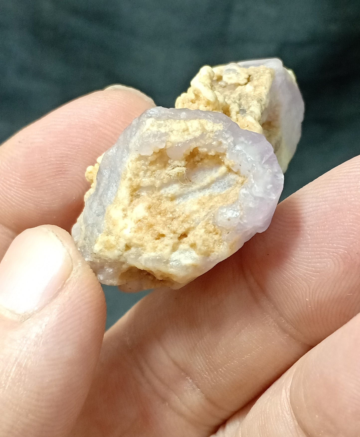 An amazing Fluorescent Apatite with combined albite 34 grams