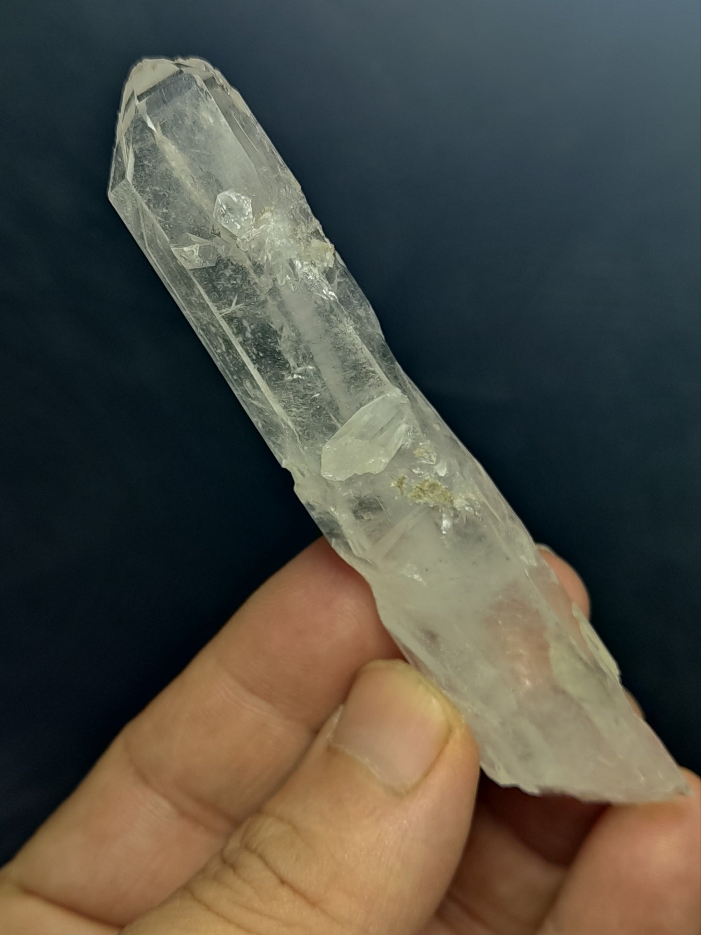 Clear faden quartz crystal 46 grams