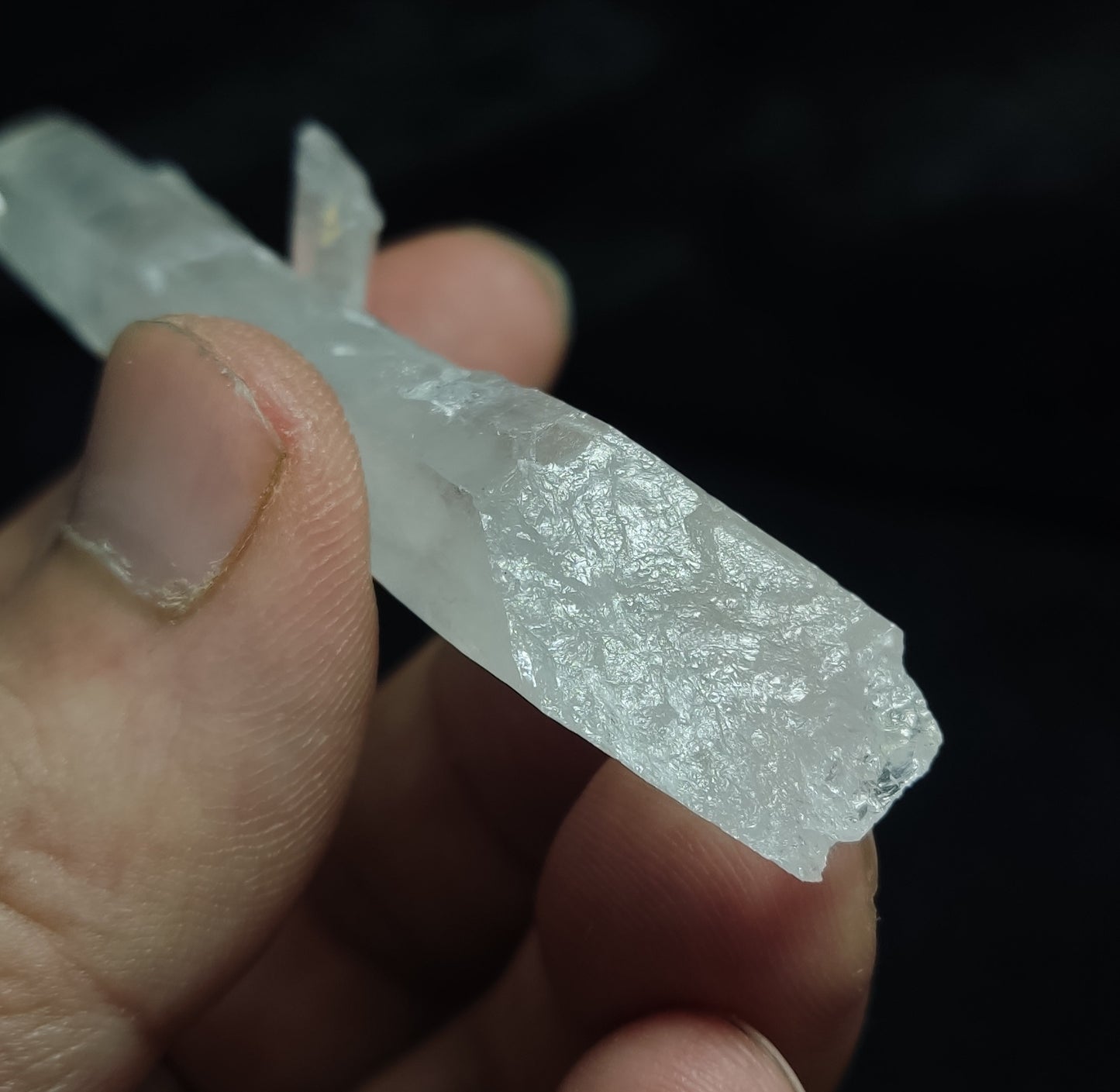 Clear faden quartz crystal 46 grams