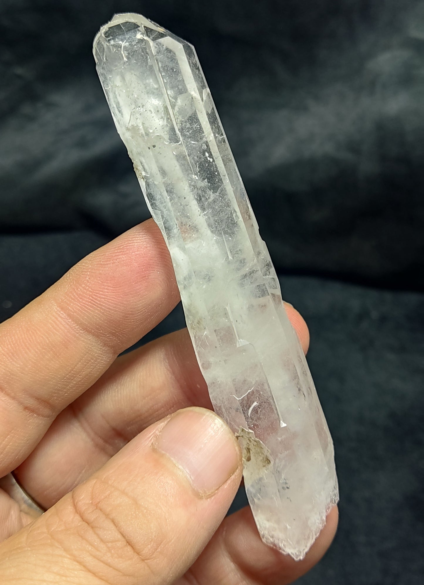 Clear faden quartz crystal 46 grams