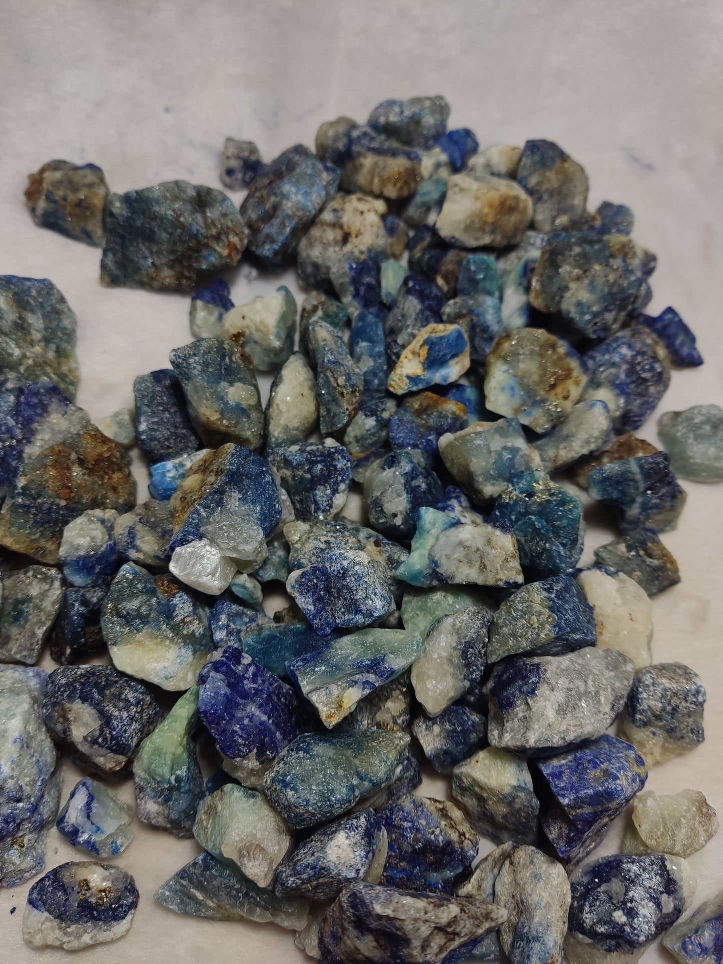 Sodalite/Afghanite fluorescent natural collection 1200 grams