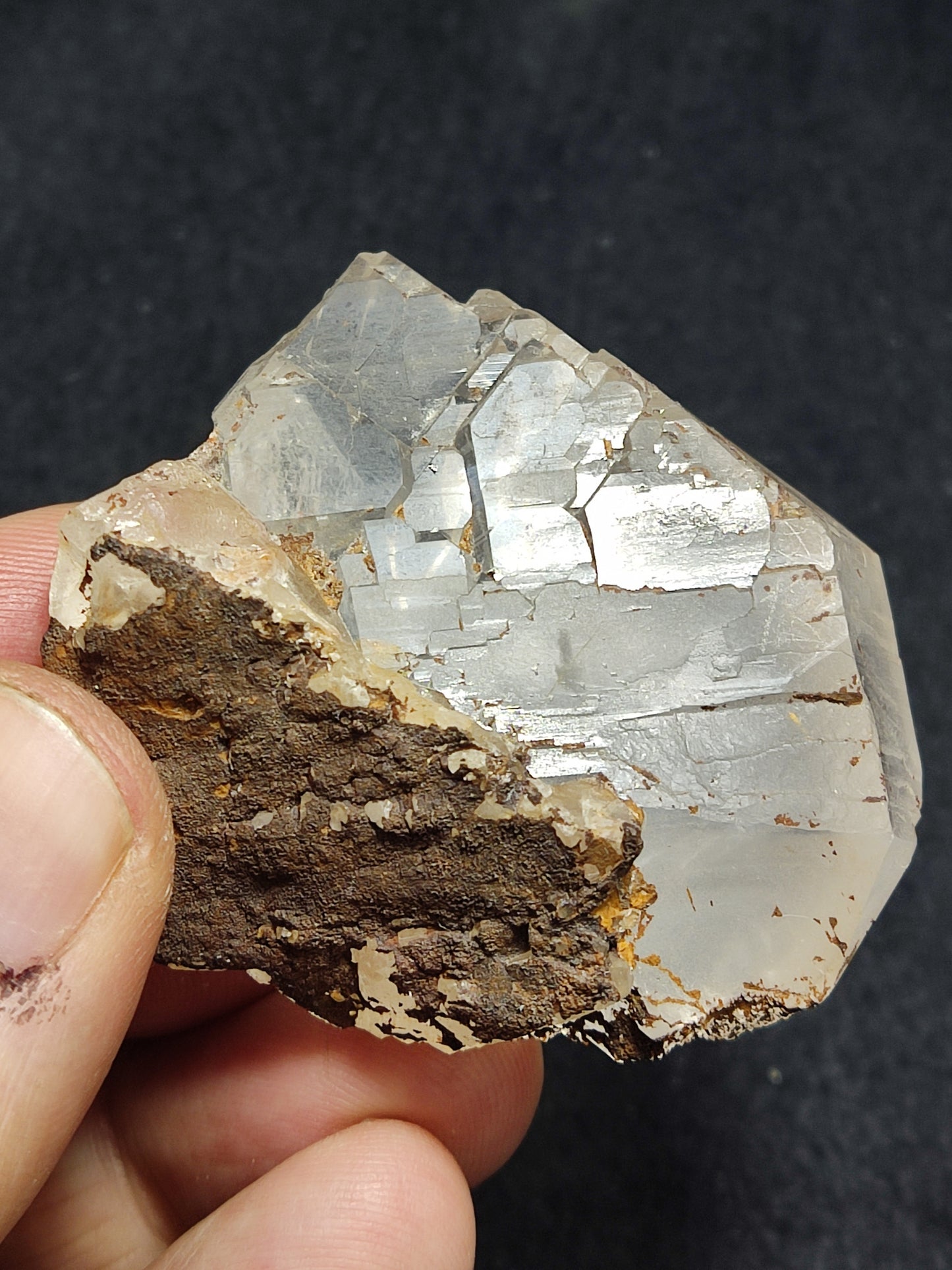 Natural gwindel quartz crystal 75 grams