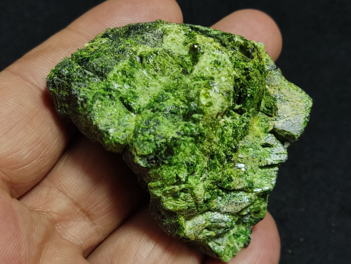 Natural demantoid garnet specimen 117 grams