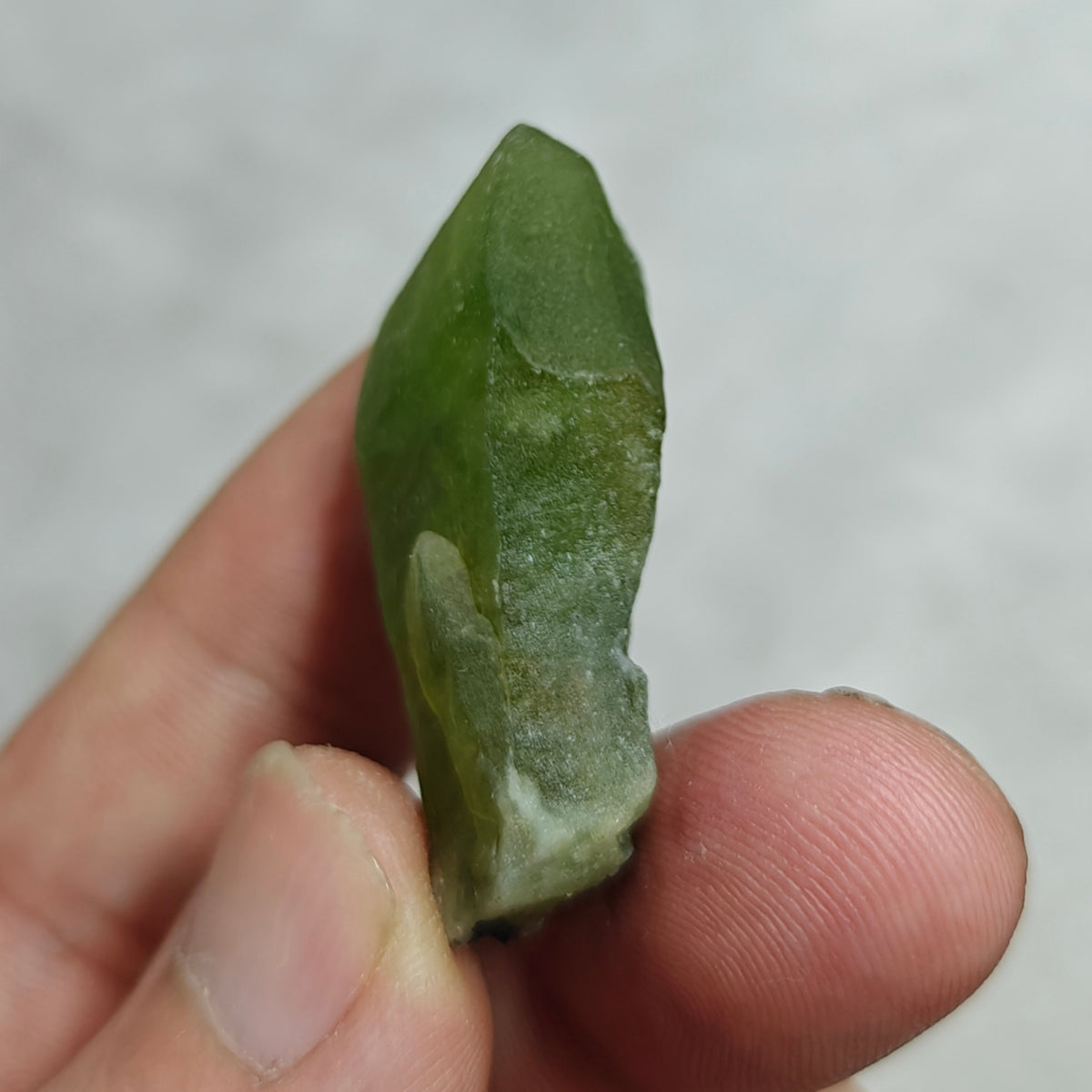 天然ペリドット原石 23g