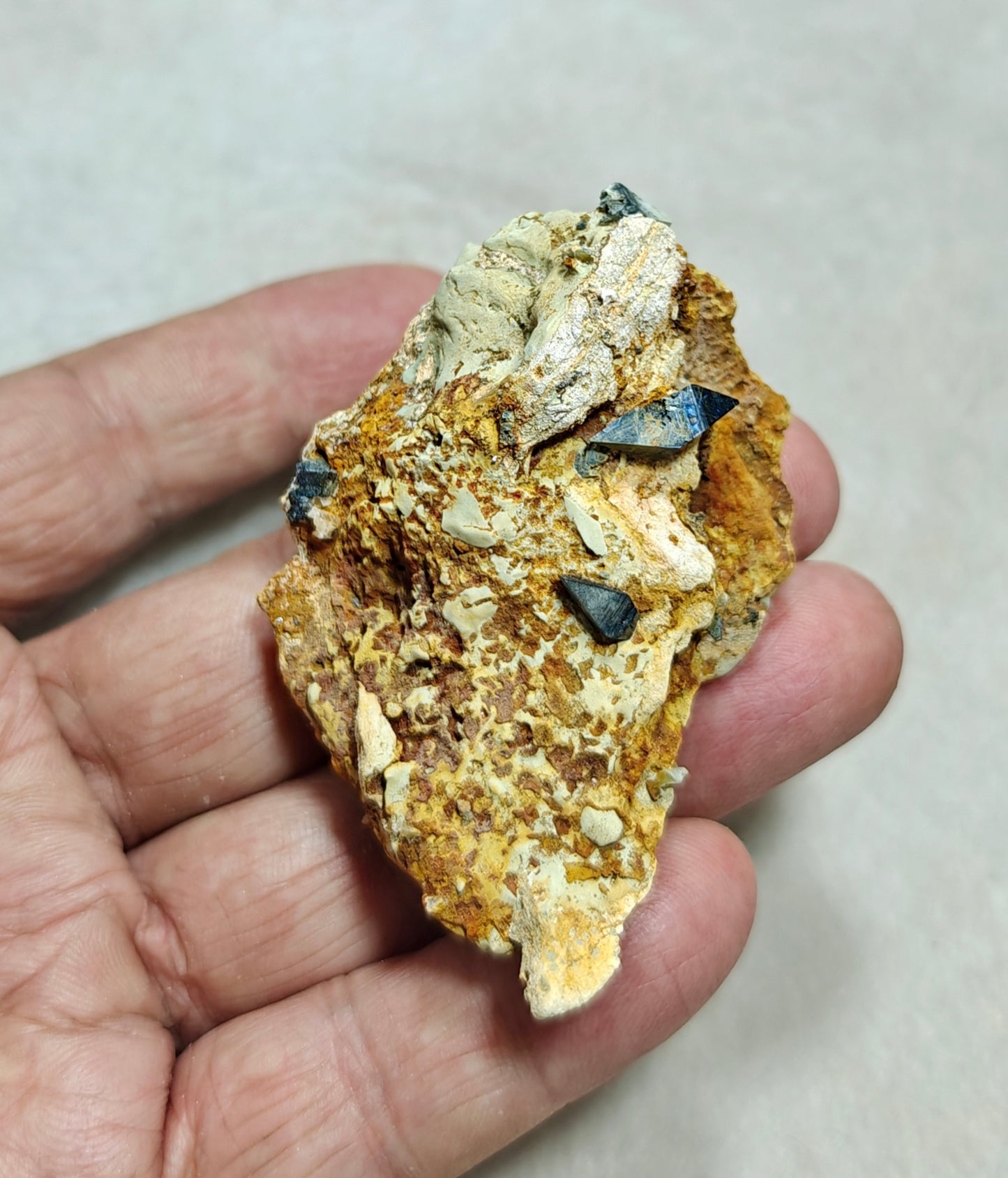 Anatase Crystals on matrix 48 grams