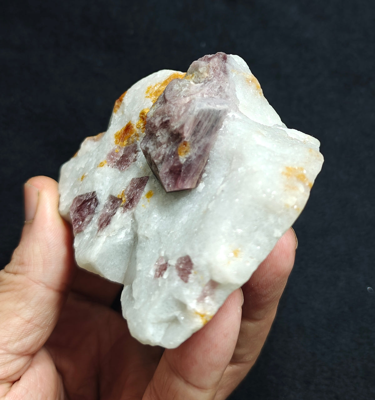 Natural fluorescent spinel specimen 364 grams