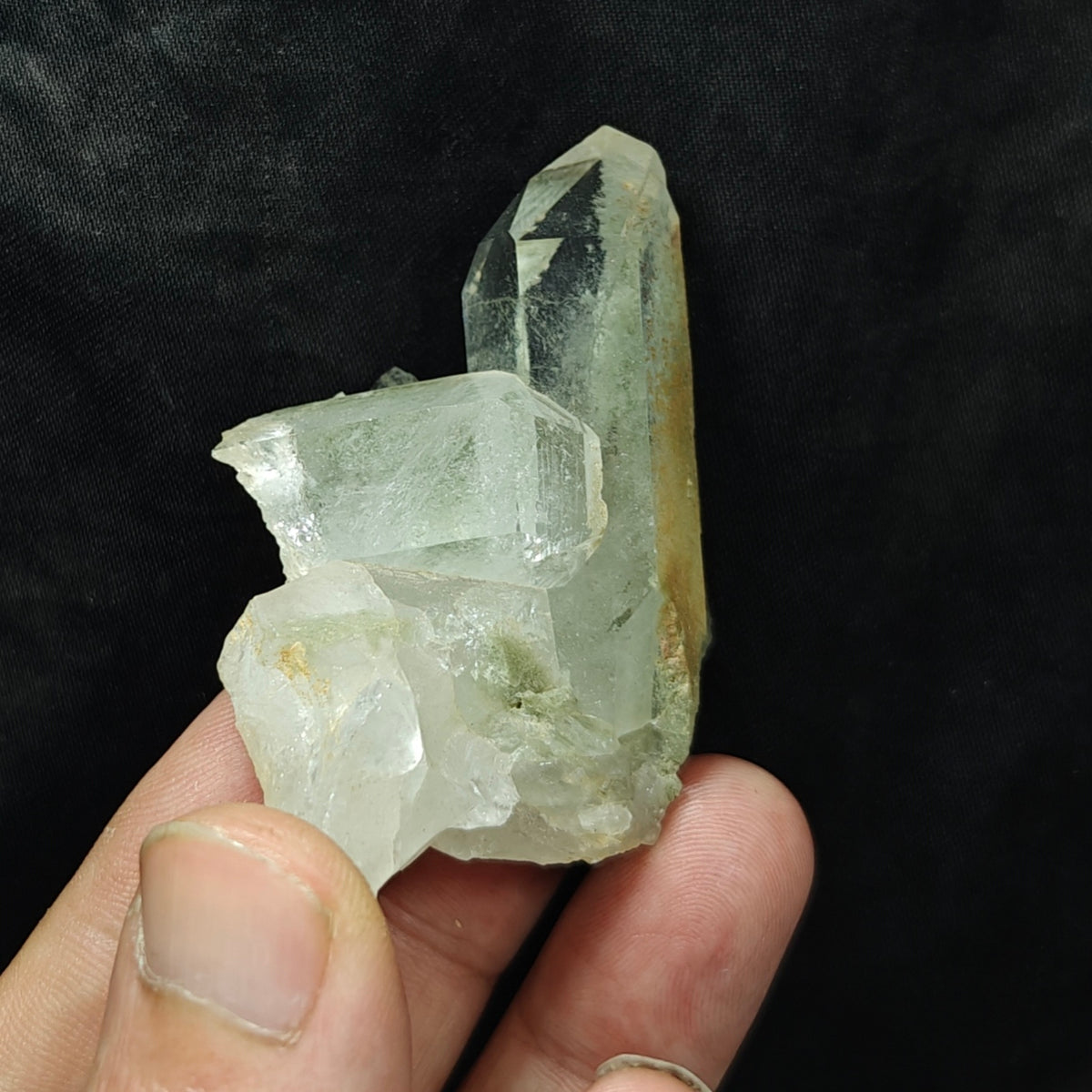 両剣クローライトクォーツ（緑泥石入り水晶）クラスター 64g