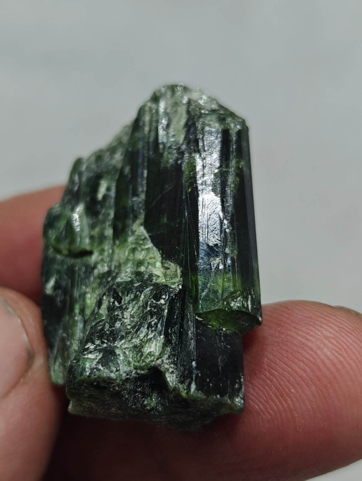 Natural Green diopside crystal 22 grams