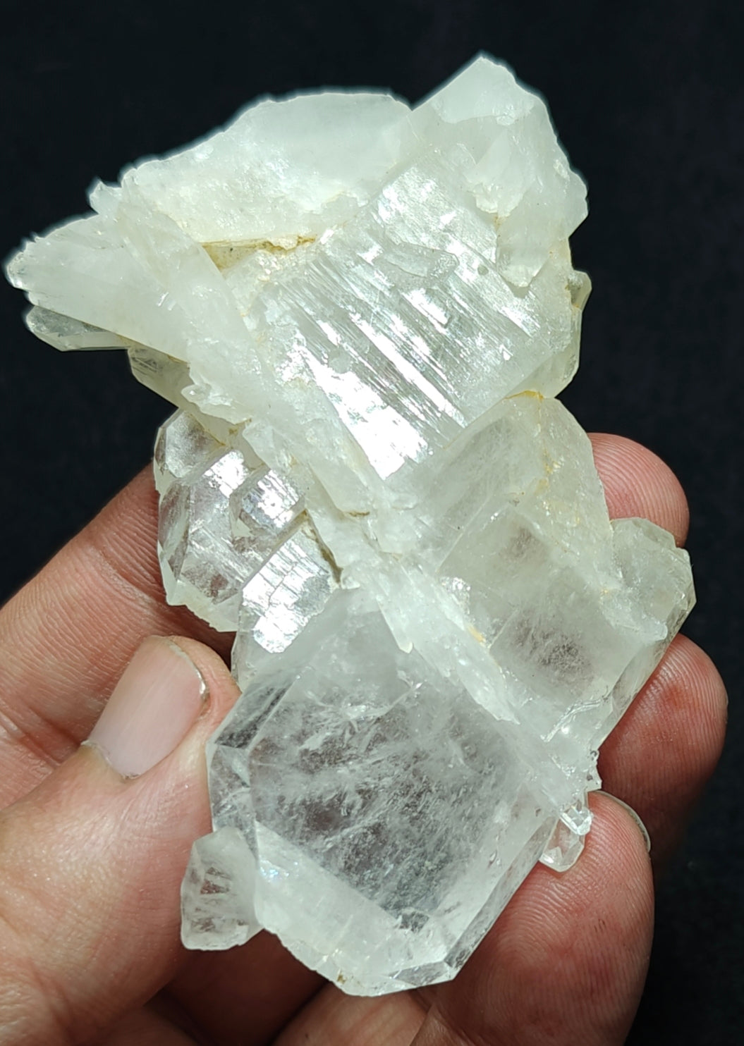 Single beautiful terminated Faden Quartz crystals specimen 83 grams