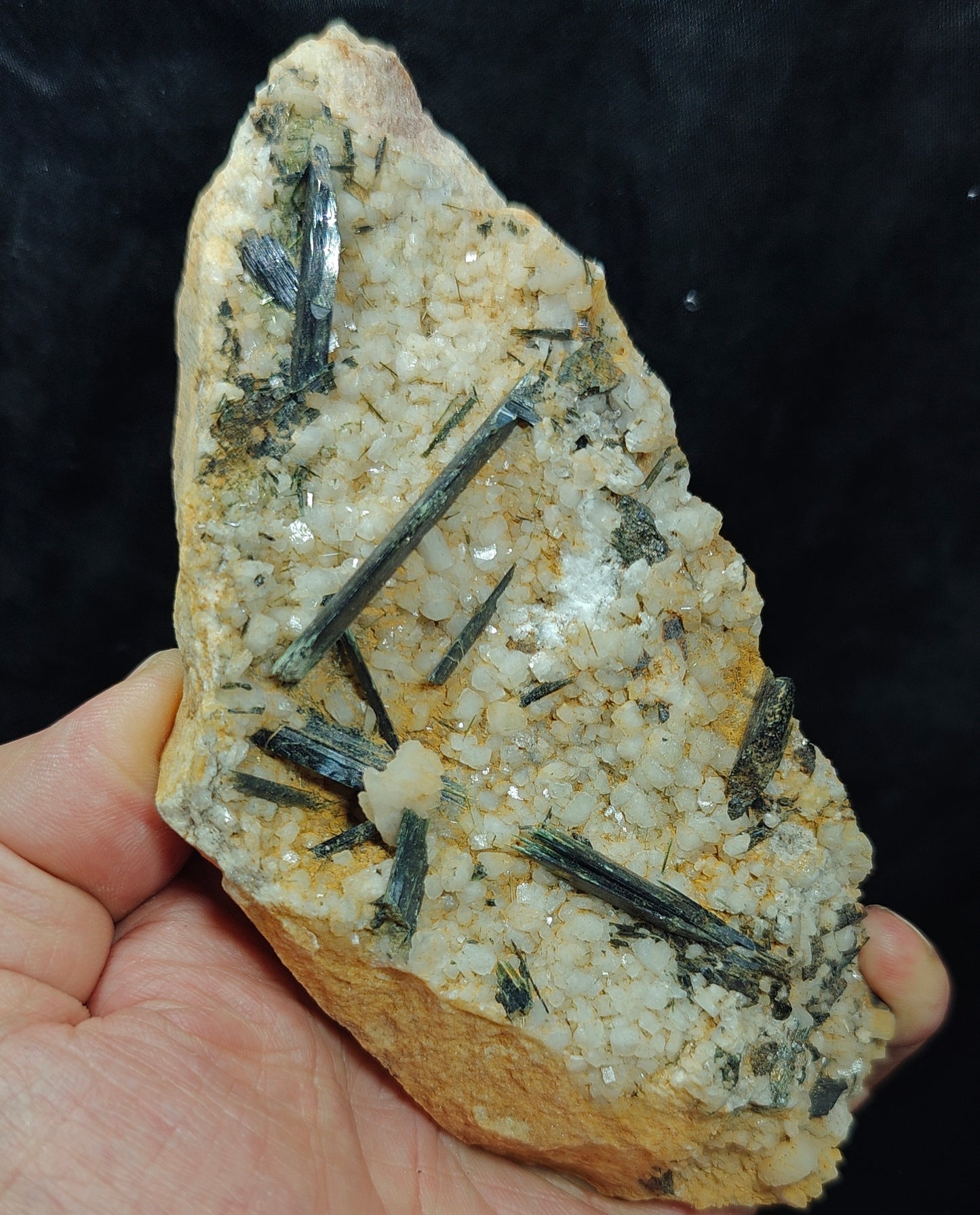 Natural aegirine crystals on matrix specimen 284 grams