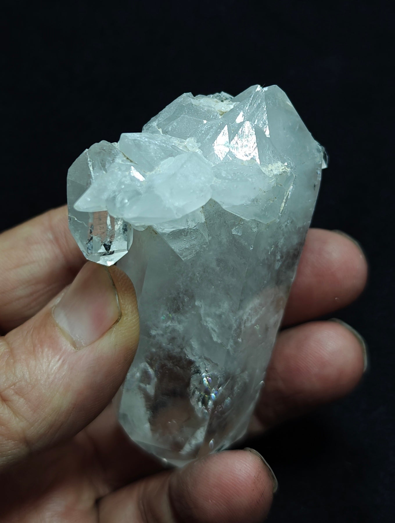 Natural quartz Crystals with twin crystals head and double terminated 133 grams