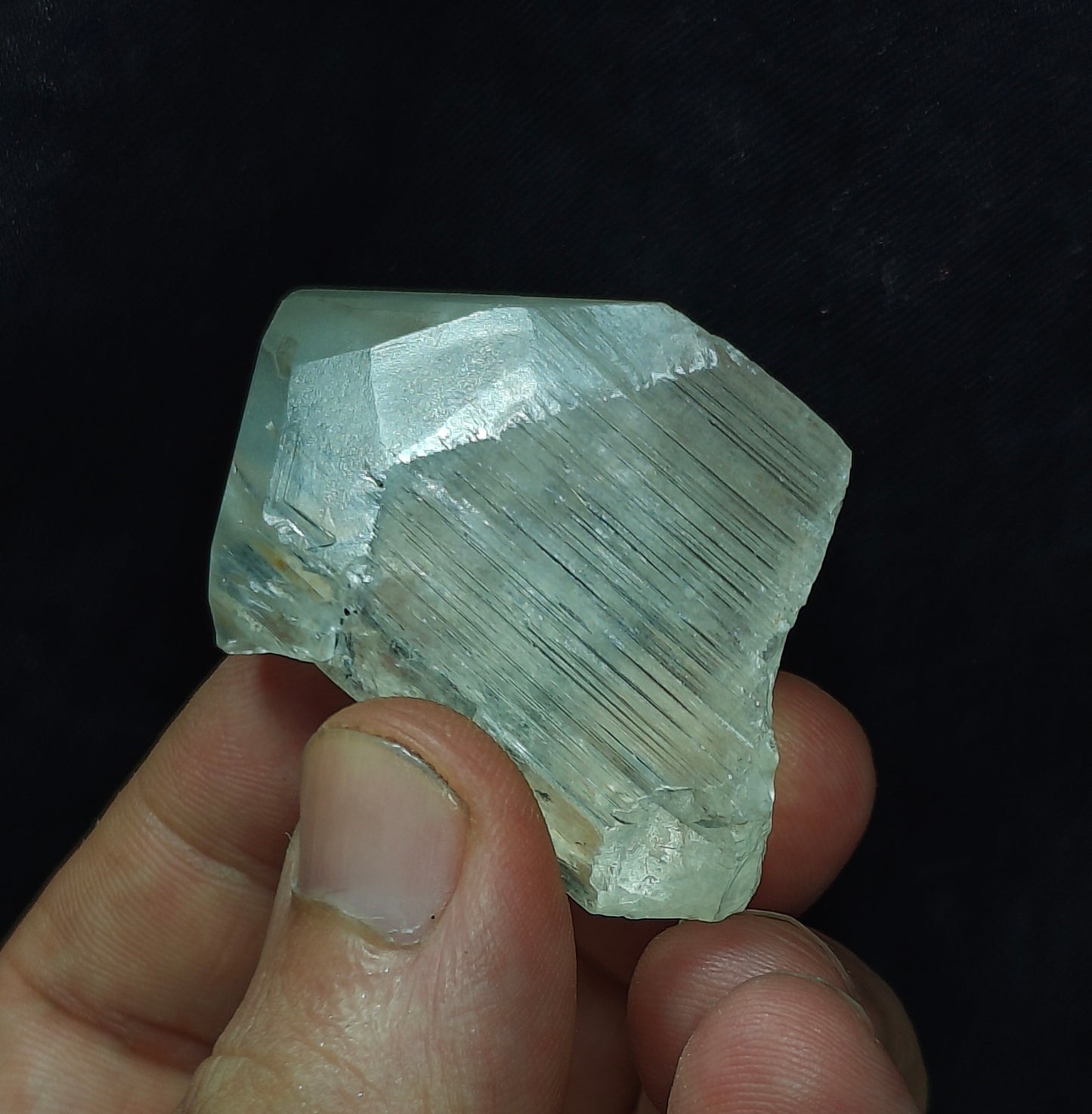 Natural spodumene crystal 52 grams