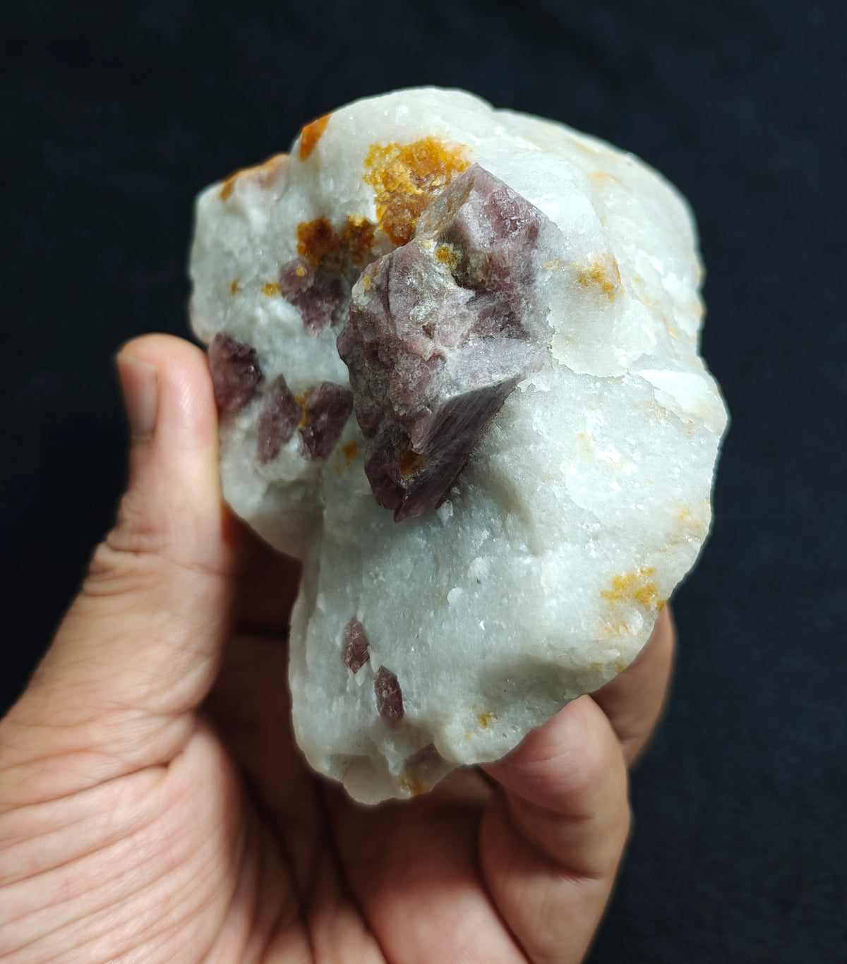 Natural fluorescent spinel specimen 364 grams