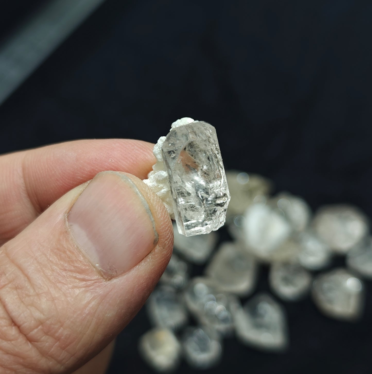 180 grams terminated Topaz crystals collection