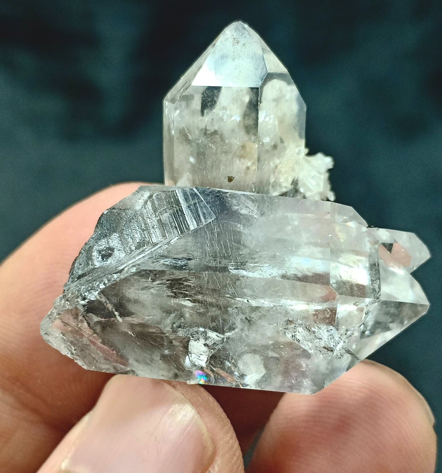 Single amazing terminated brookite Quartz Crystal twins 19 grams