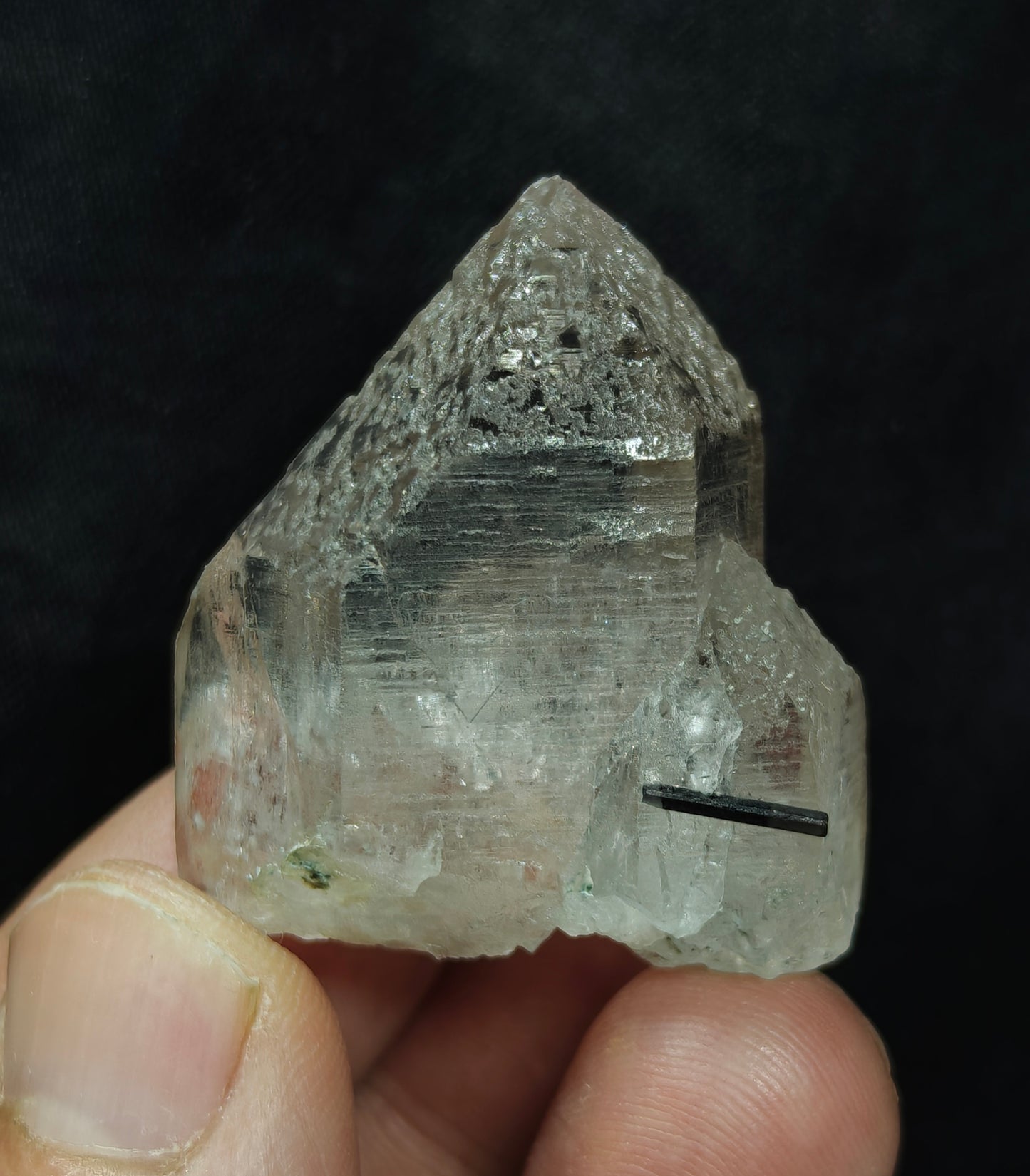 Natural terminated specimen of quartz crystals with associated Garnet 33 grams