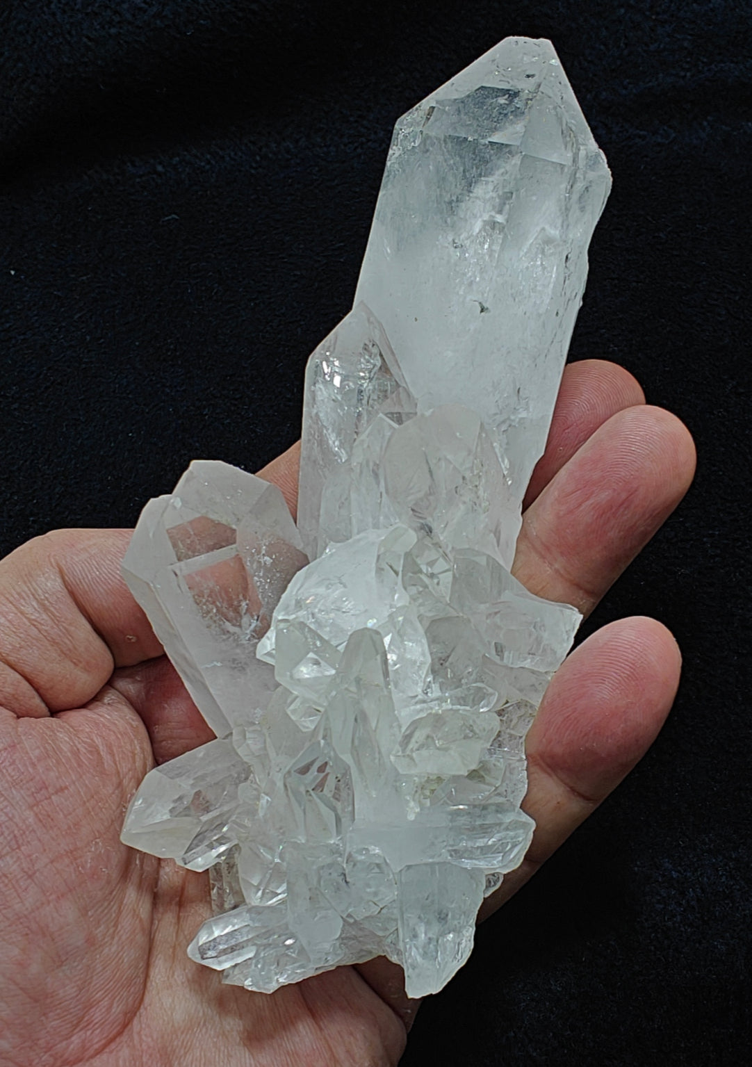 Quartz crystals cluster 378 grams