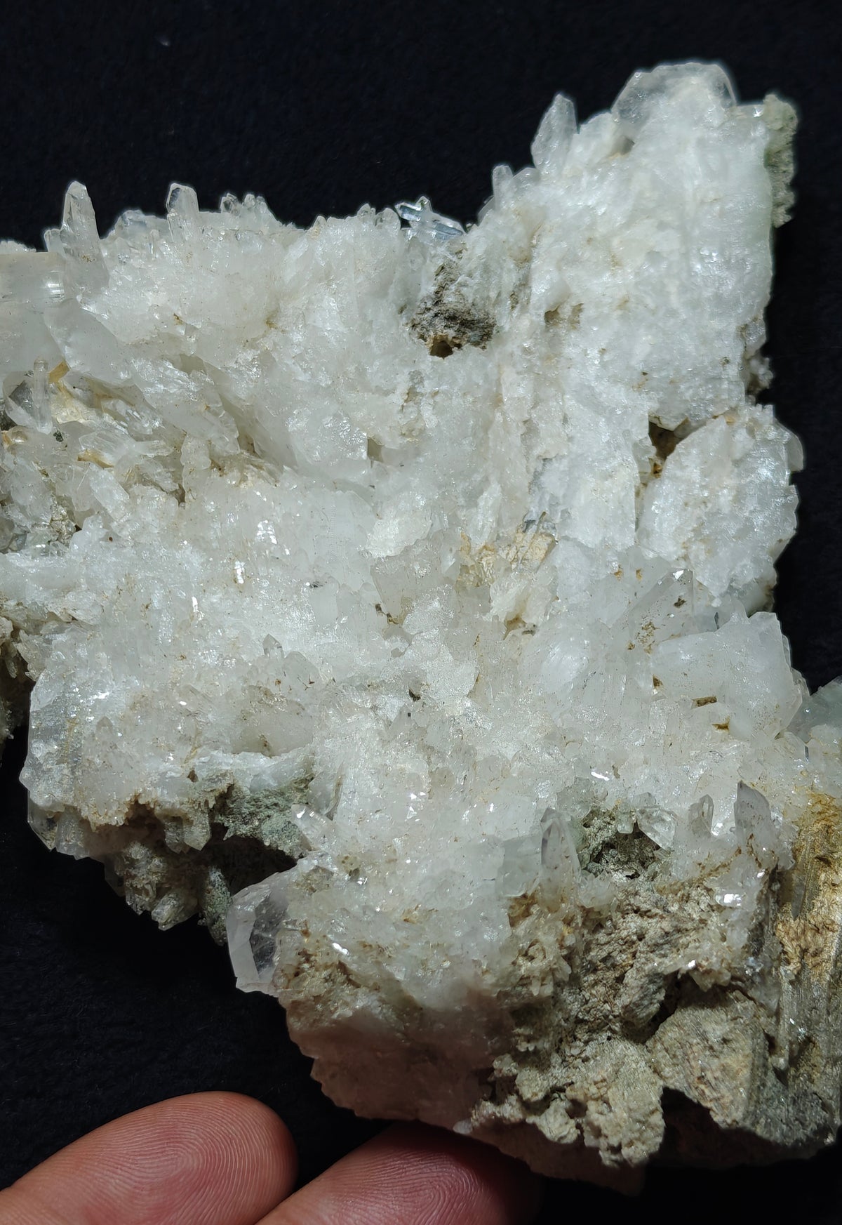 Natural Faden Quartz Crystal specimen 588 grams