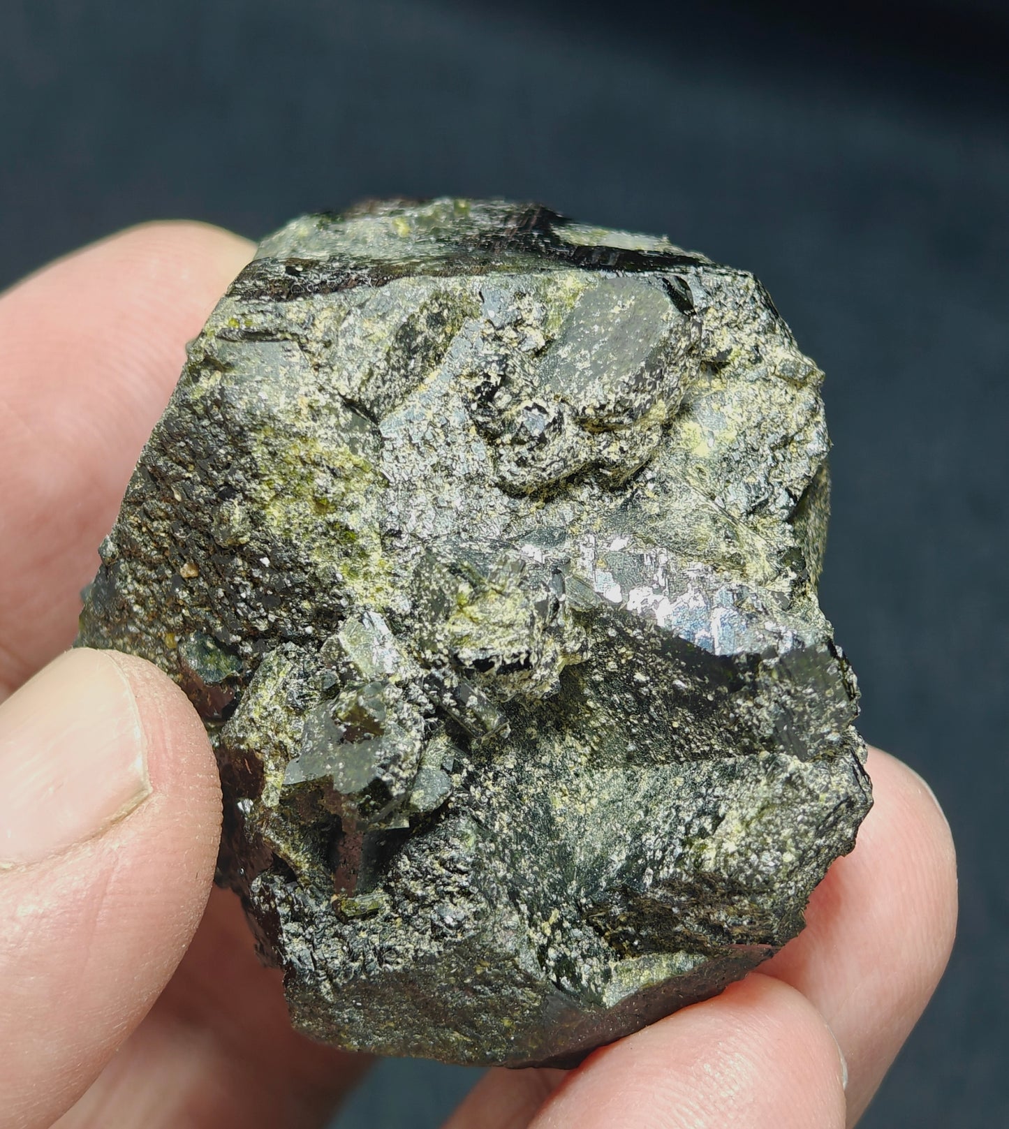 Natural dark green color epidote crystal 124 grams