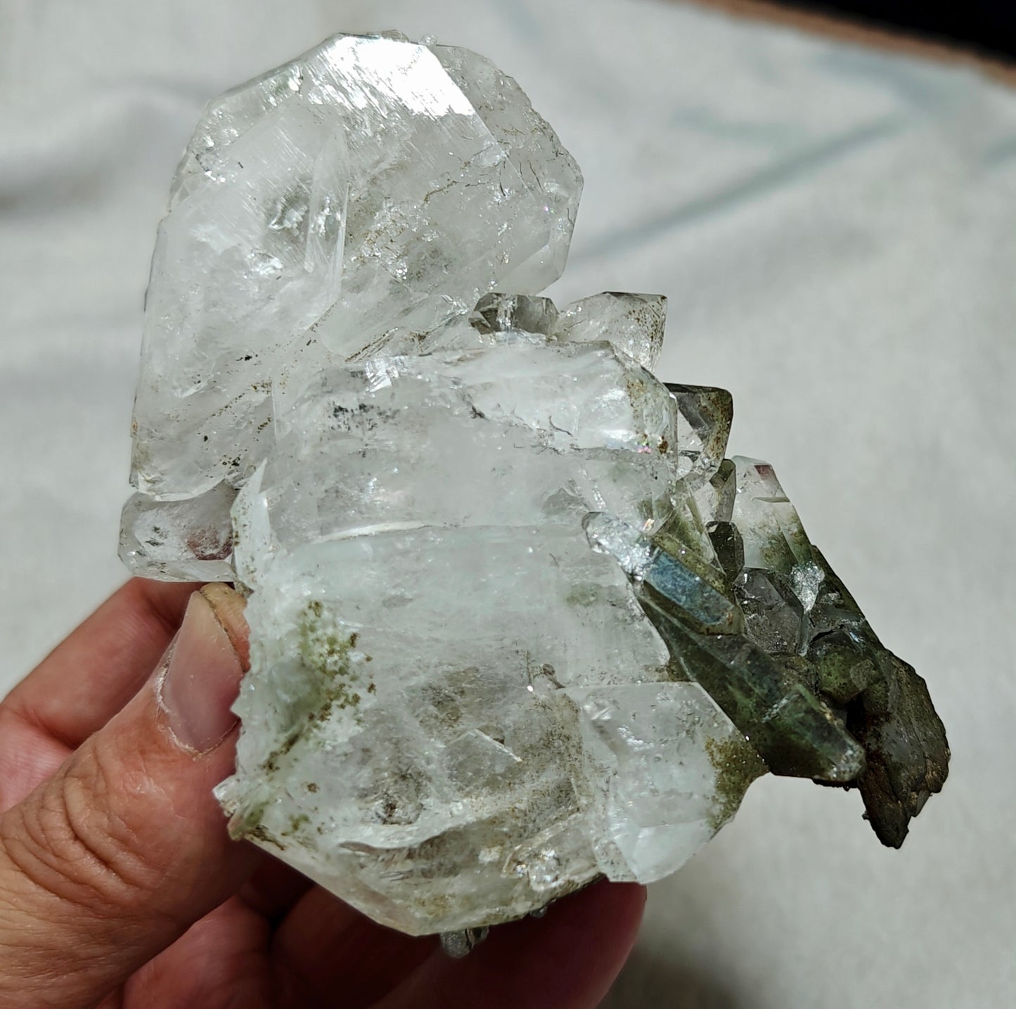 An Aesthetic Natural beautifully terminated Chlorite Quartz crystals cluster 318 grams