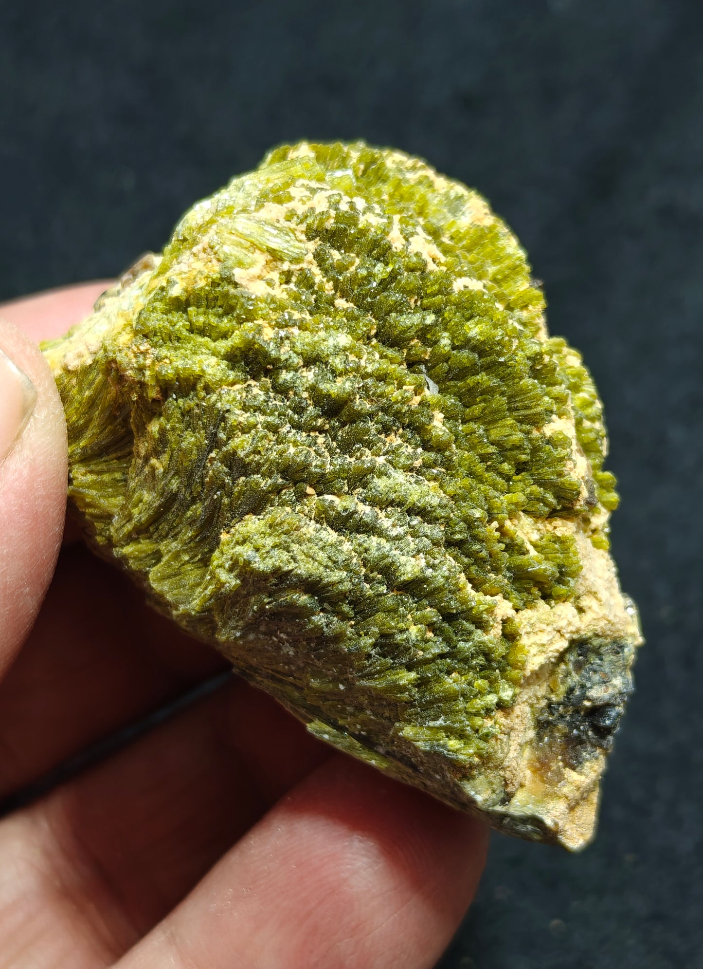 Natural lusterous Epidote cluster 96 grams