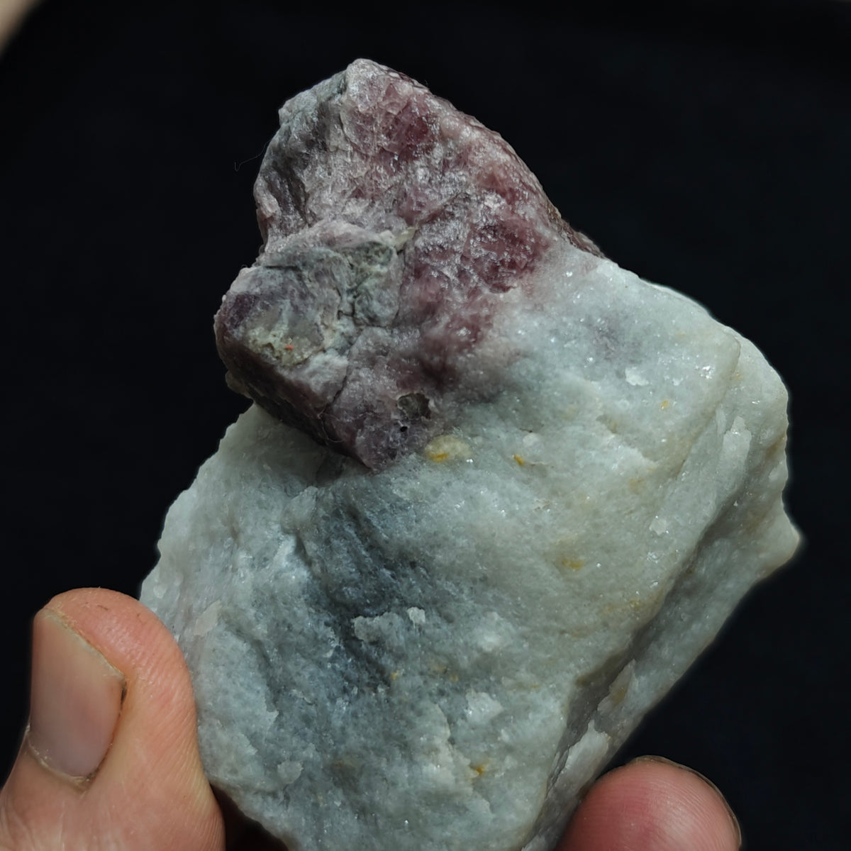 Natural fluorescent spinel specimen 294 grams