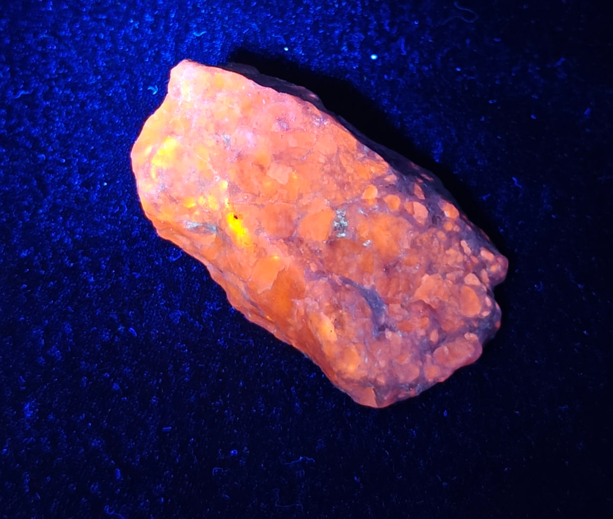 An amazing specimen hackmanite on matrix highly Tenebrescent 145 grams