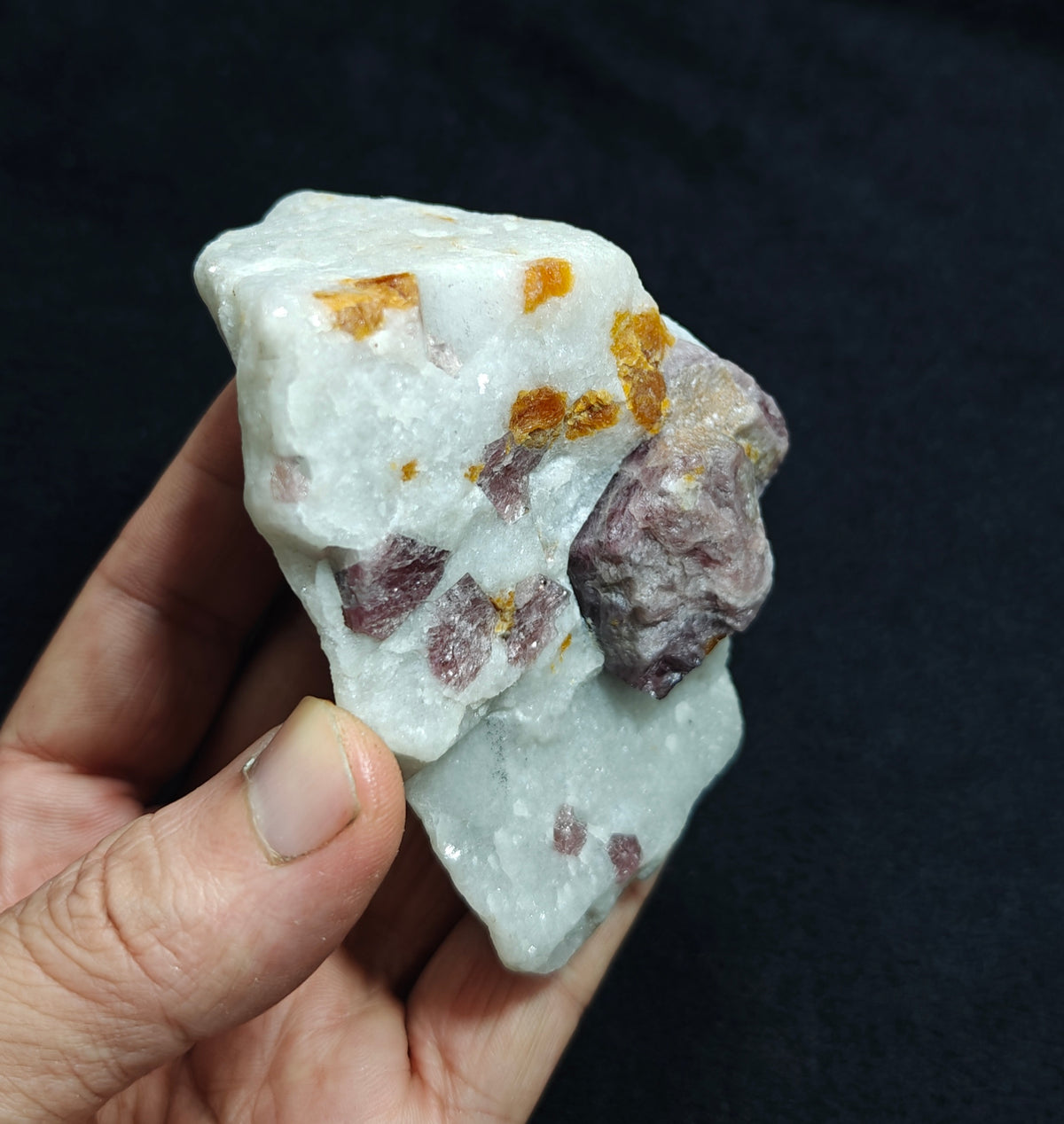 Natural fluorescent spinel specimen 364 grams