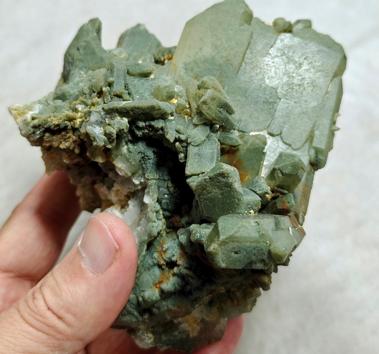 Chlorite Quartz crystals cluster 590 grams