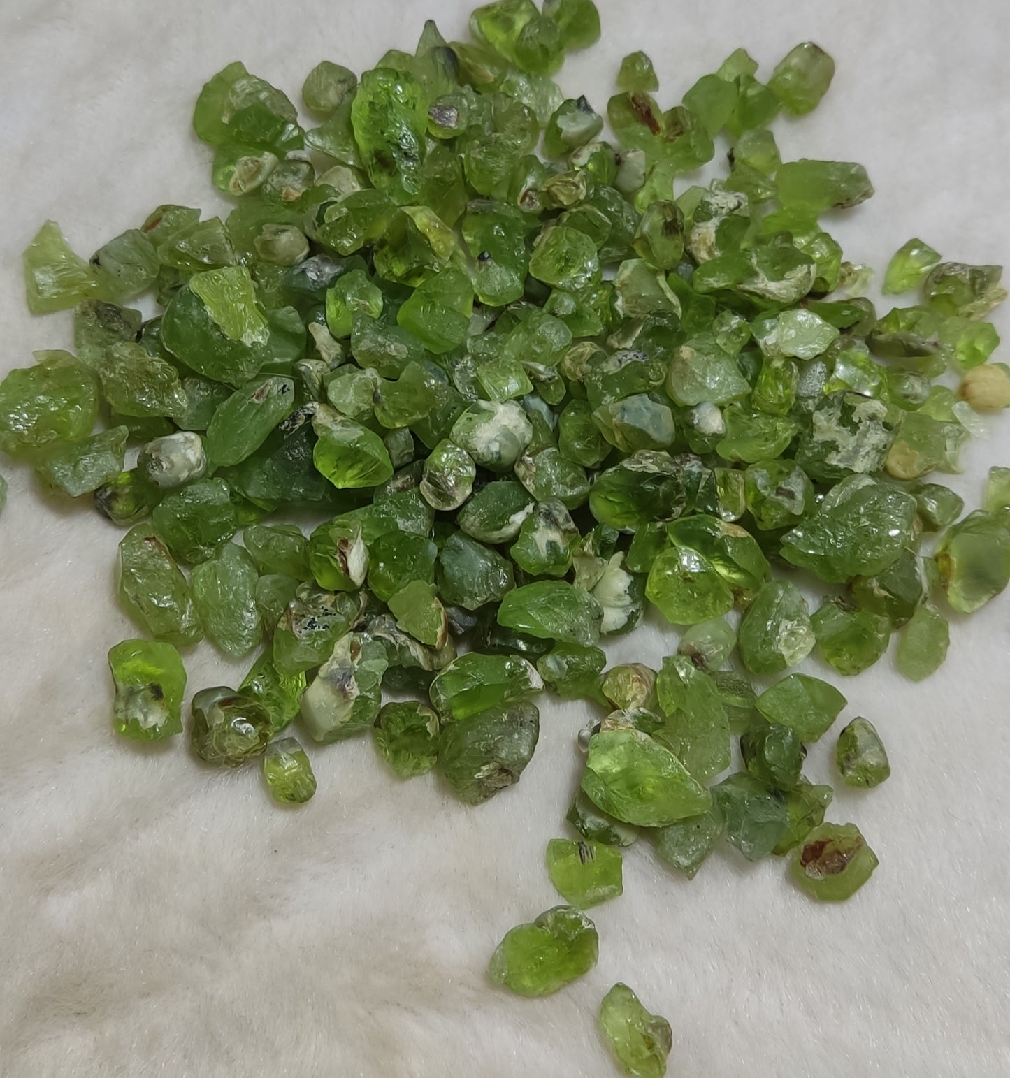 Natural rough peridot 100 grams